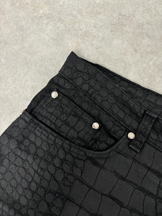 Roberto Cavalli AW2001 Roberto Cavalli Crocodile Effect Obscure Black Pants Size US 32 / EU 48 - 11 Thumbnail