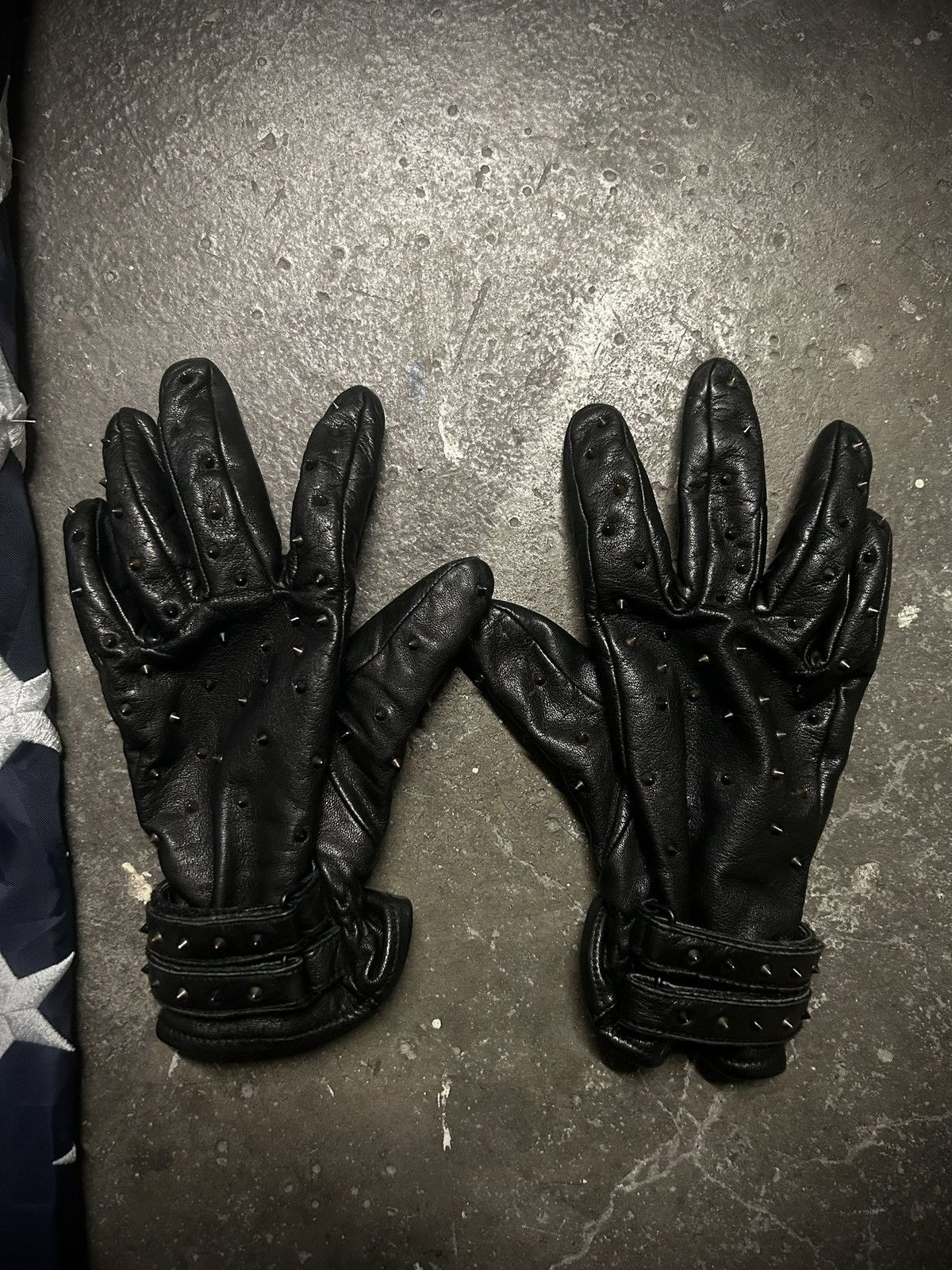 Lad Musician Lad musician aw00 spiked gloves | Grailed