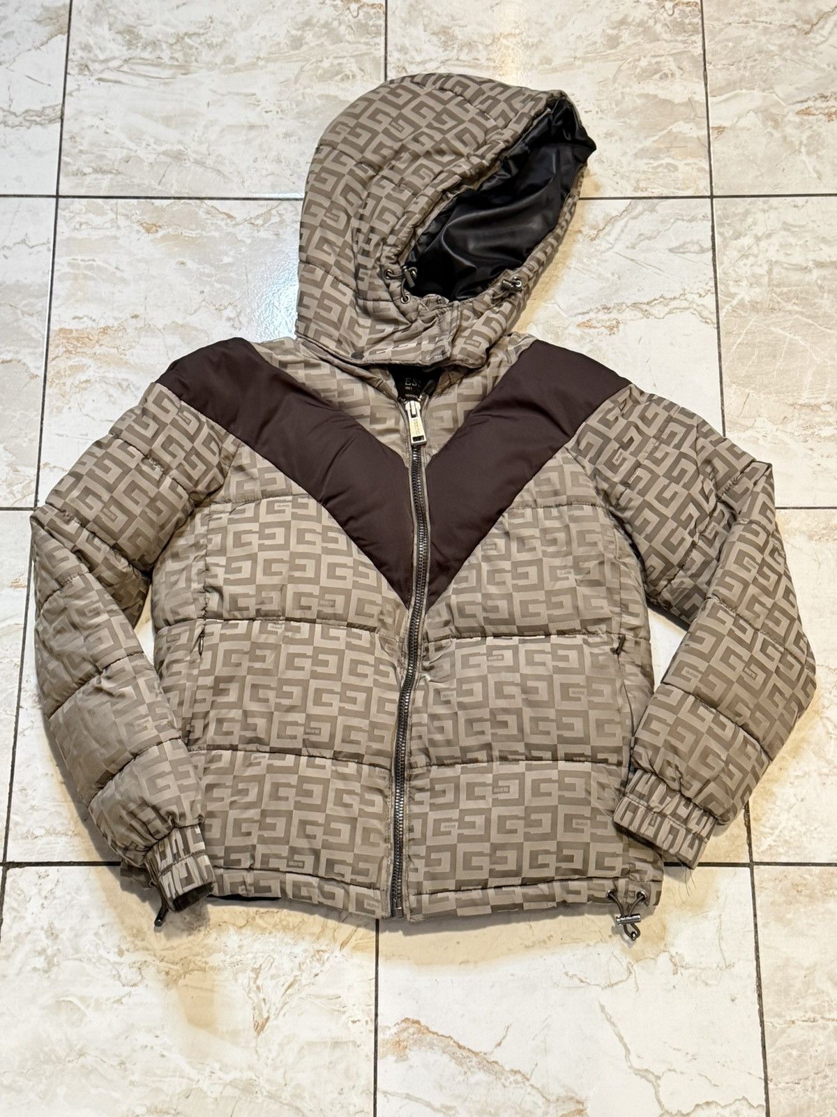 Guess Guess monogrammed puffer Size XS / US 0-2 / IT 36-38 - 1 Thumbnail