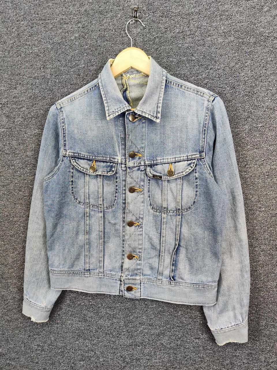 Lee Vintage Trashed Lee Riders Distressed Denim Trucker Jacket Size US M / EU 48-50 / 2 - 2 Thumbnail