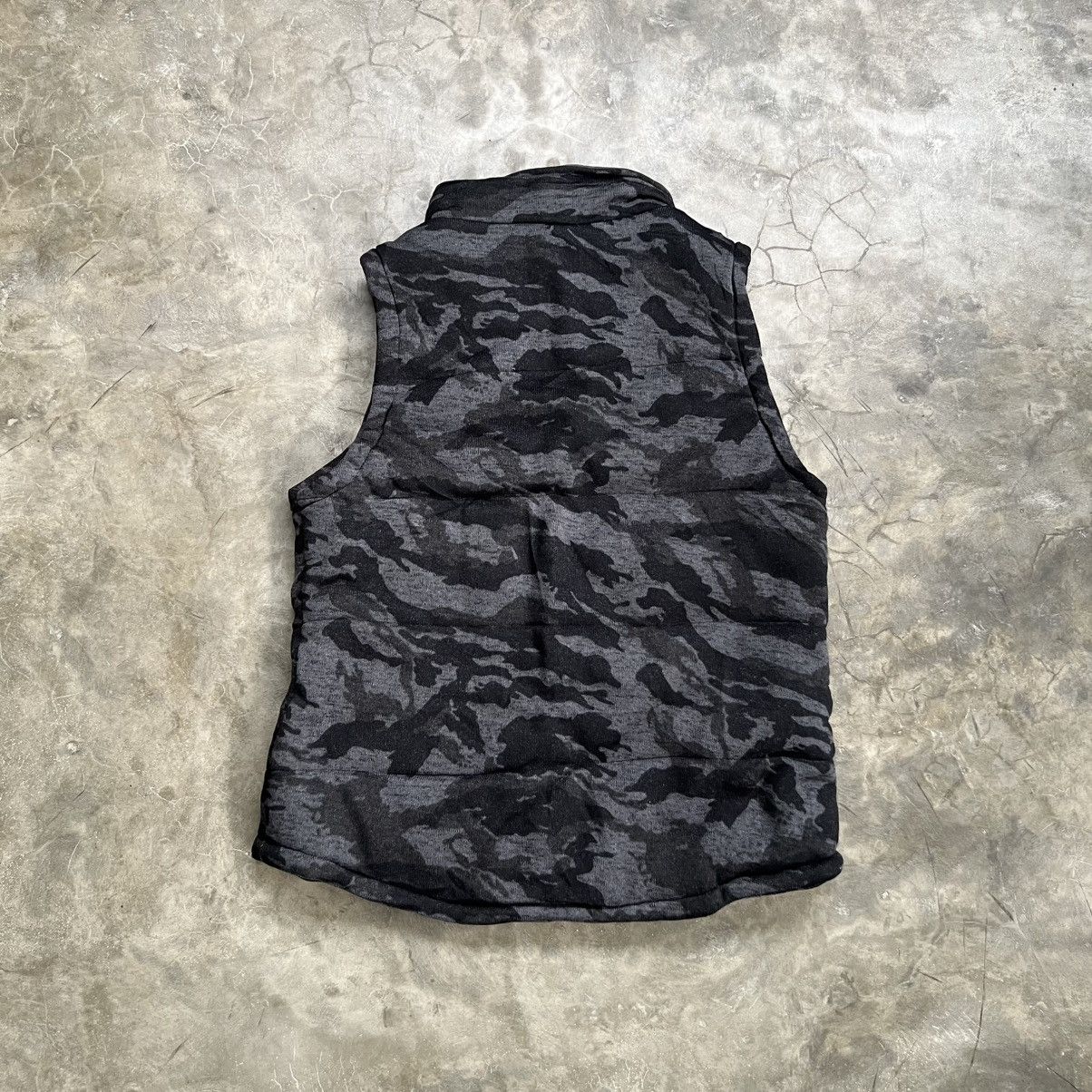 In The Attic 2000s In The Attic Homme Padded Camo Zip Vest Jacket Size US XL / EU 56 / 4 - 2 Thumbnail