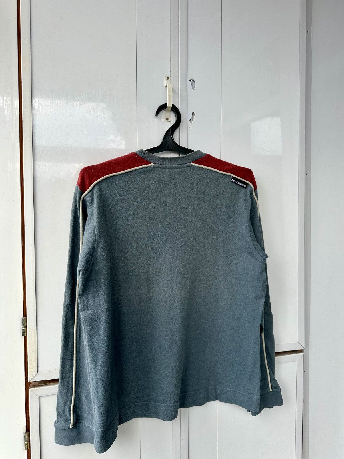 Nike Vintage Nike Sweatshirt Big Logo Y2K Centre Size US M / EU 48-50 / 2 - 14 Thumbnail