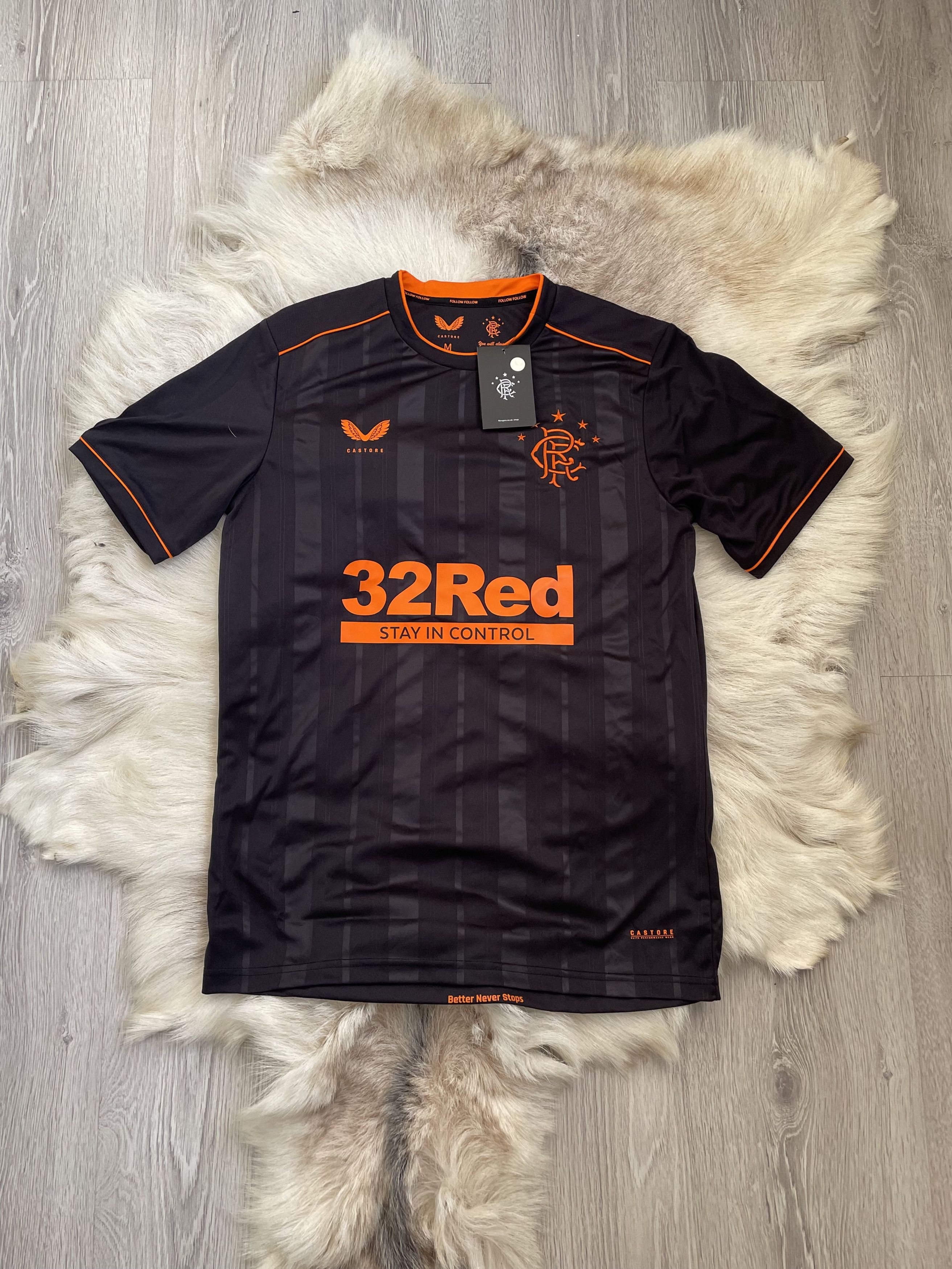 Castore 2021 Rangers 3rd Kit jersey New Size US M / EU 48-50 / 2 - 1 Thumbnail