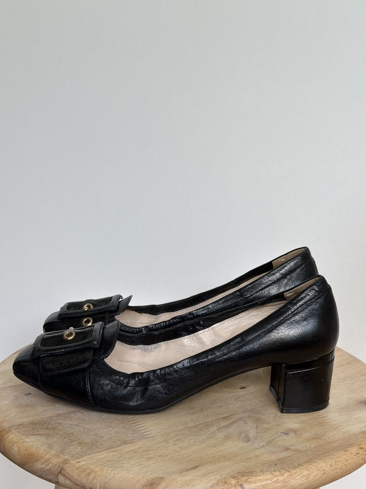 Designer × Prada Prada Leather Black pumps Size US 7.5 / IT 37.5 - 2 Thumbnail