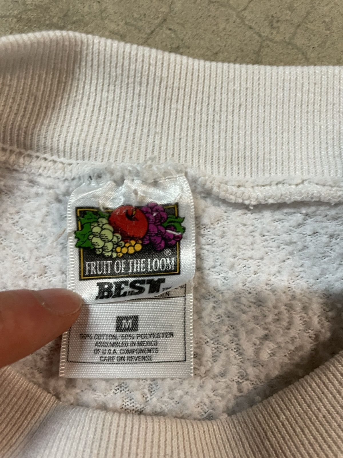 Fruit Of The Loom Vintage 90s Fruit Of The Loom San Diego Sweatshirt White Size US M / EU 48-50 / 2 - 4 Thumbnail