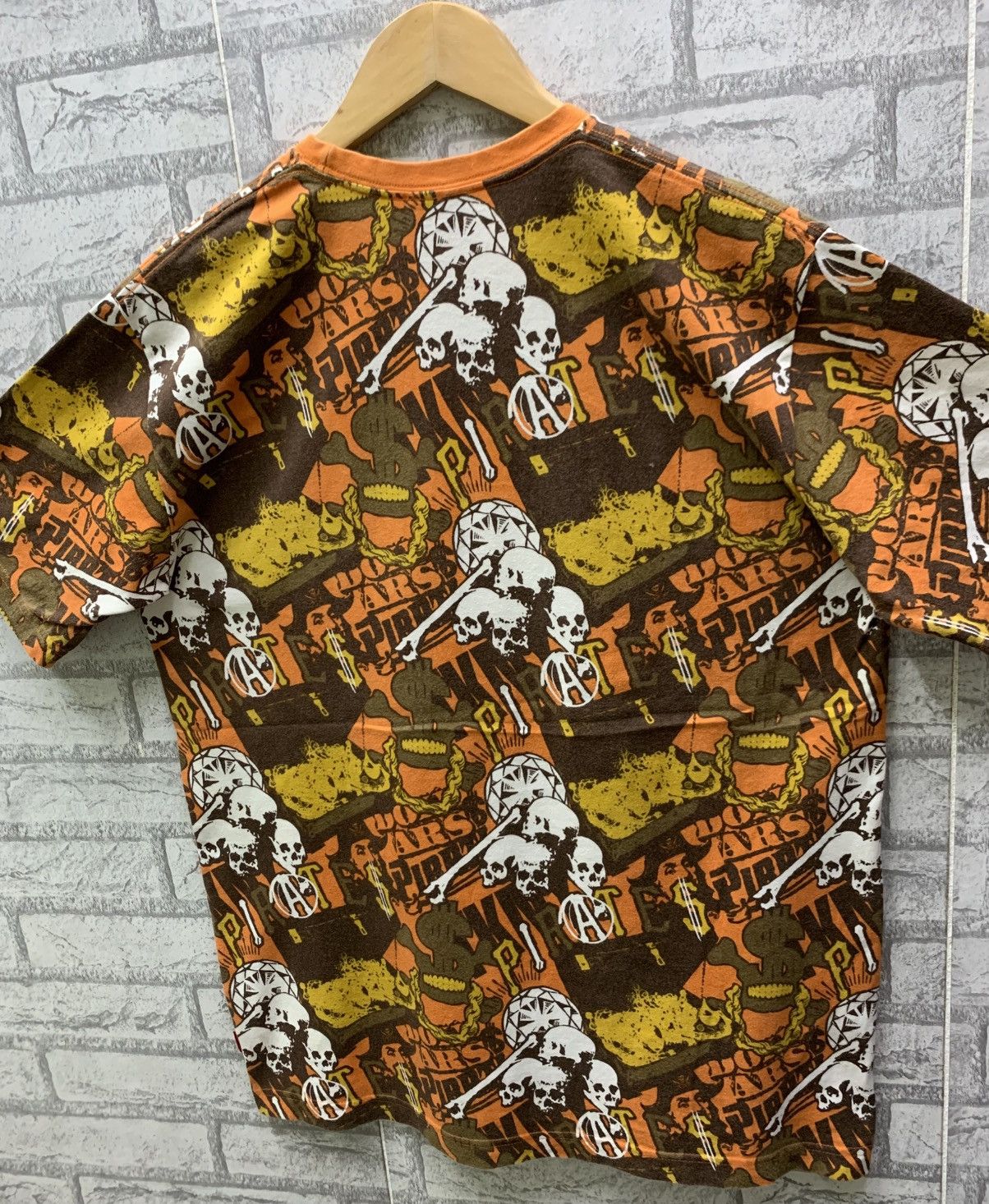 Swagger Vintage Swagger 2007 Alloverprint Design Skull Pirates Size US L / EU 52-54 / 3 - 7 Thumbnail