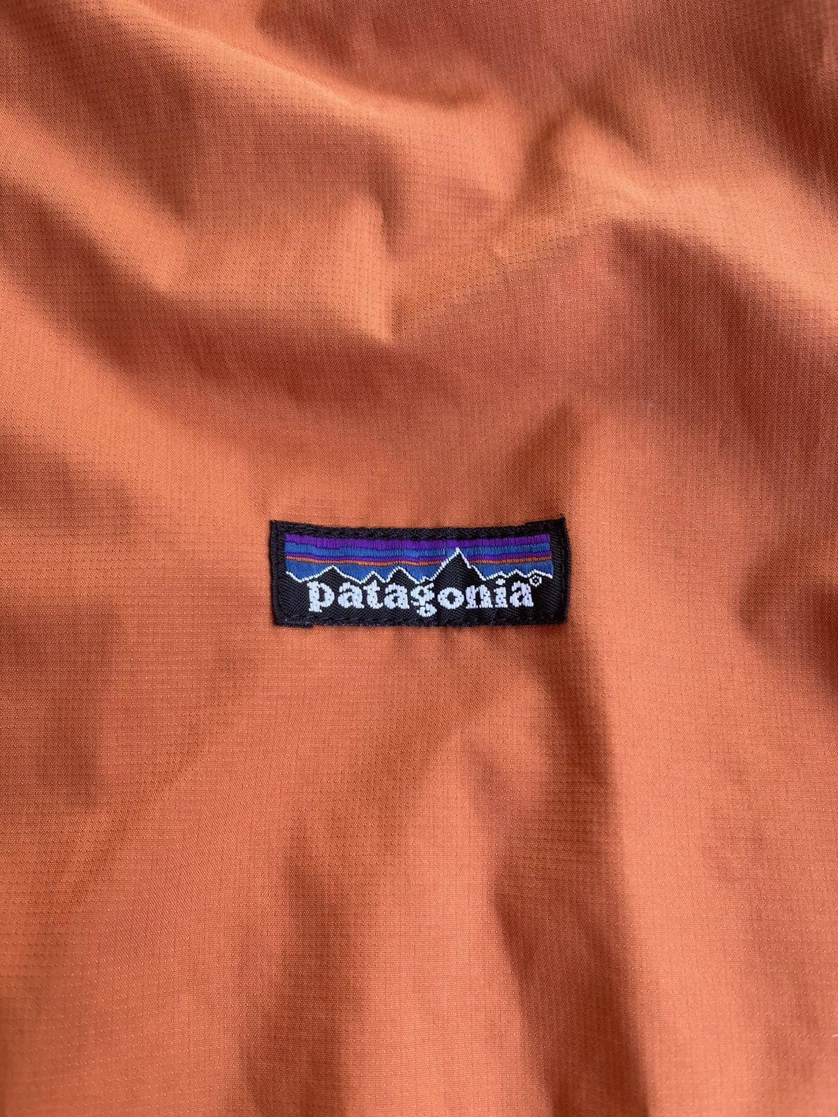 Patagonia Vtg Patagonia Windbreaker Puffer Orange Jacket Hooded Coat Size XS / US 0-2 / IT 36-38 - 5 Thumbnail