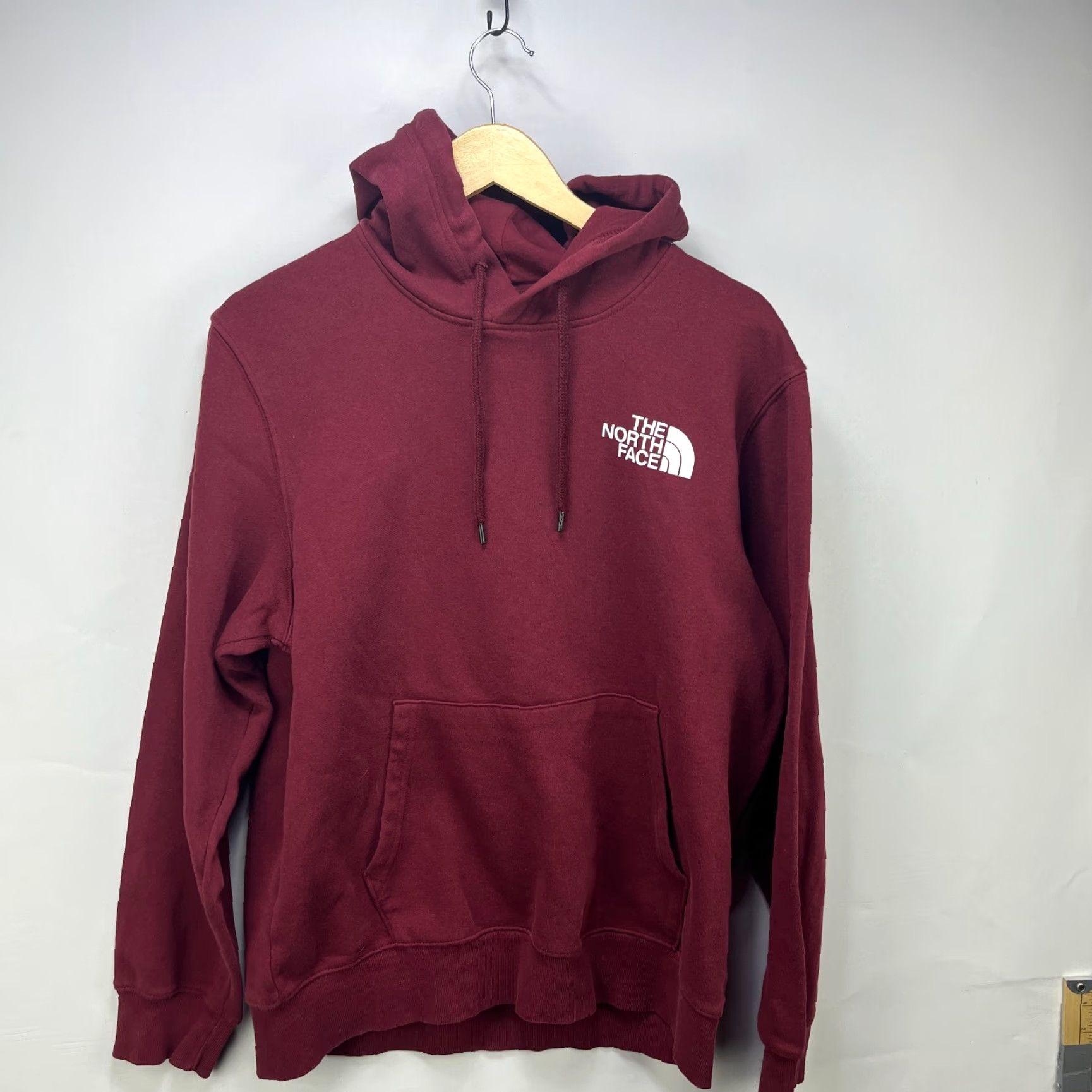 The North Face VINTAGE The North Face Hoodie M Red Mens Size US M / EU 48-50 / 2 - 3 Thumbnail