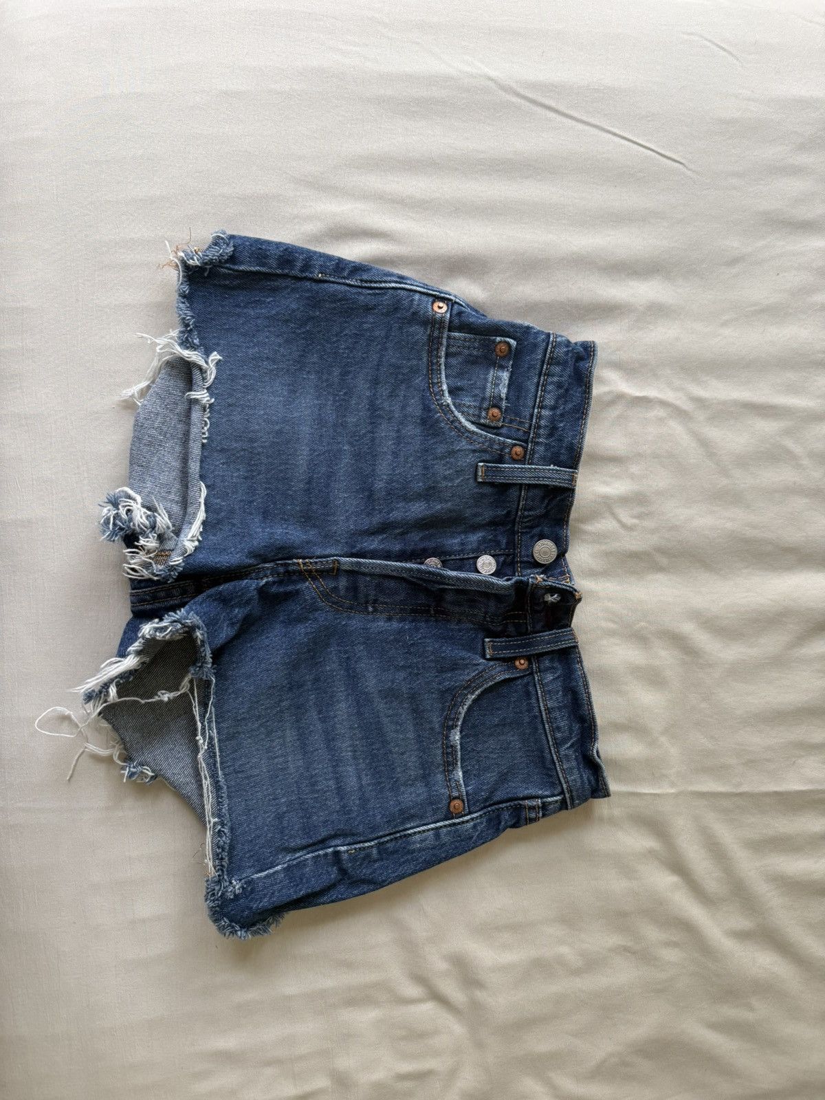 Levi's Vintage Levi’s Shorts size 23 Size 23" - 1 Thumbnail