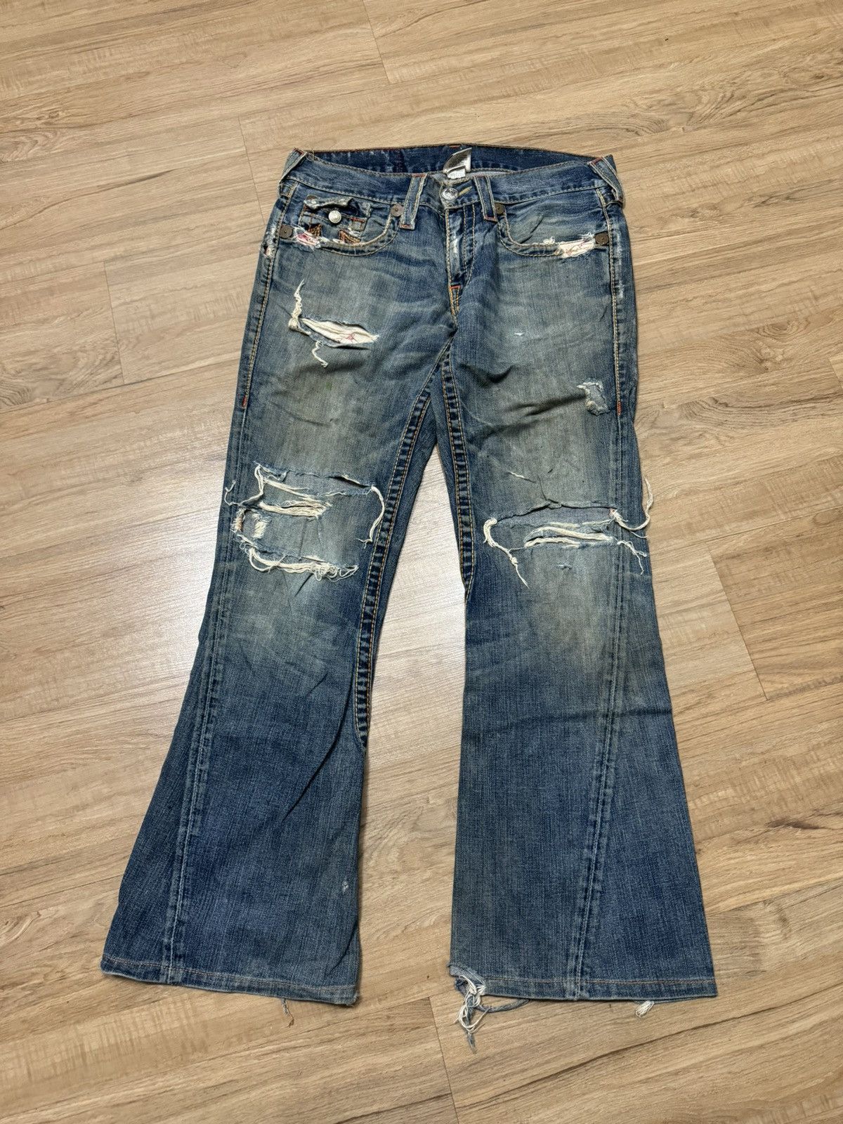 True Religion VINTAGE TRUE RELIGION FLARE JEANS Size US 35 - 1 Thumbnail