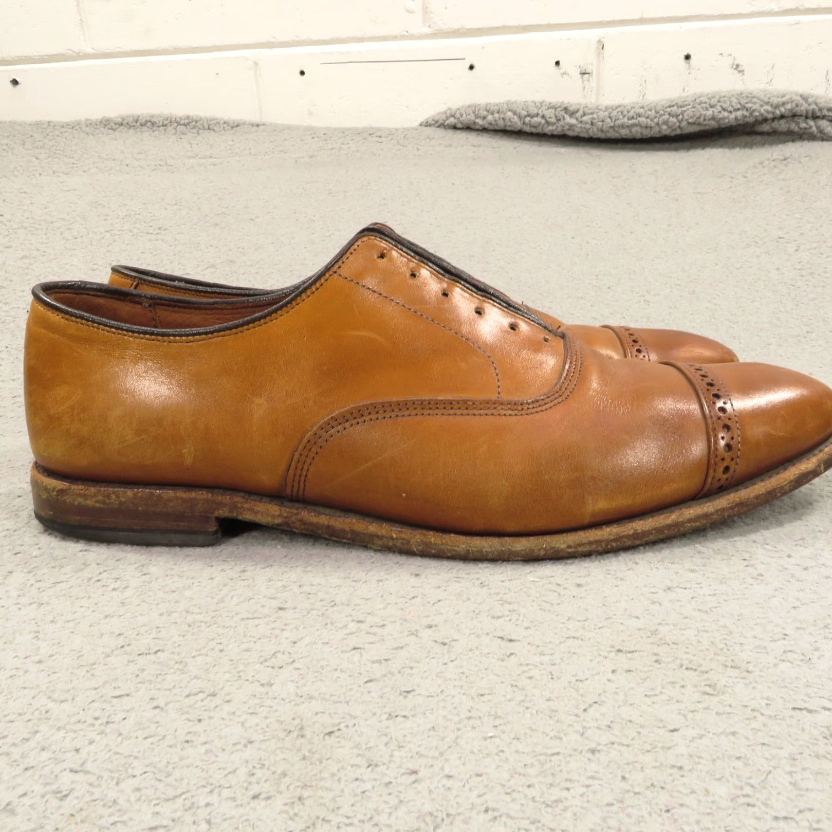 Allen Edmonds Fifth Avenue Oxford Mens 12 D Walnut Cap Toe Leather Dress Shoe