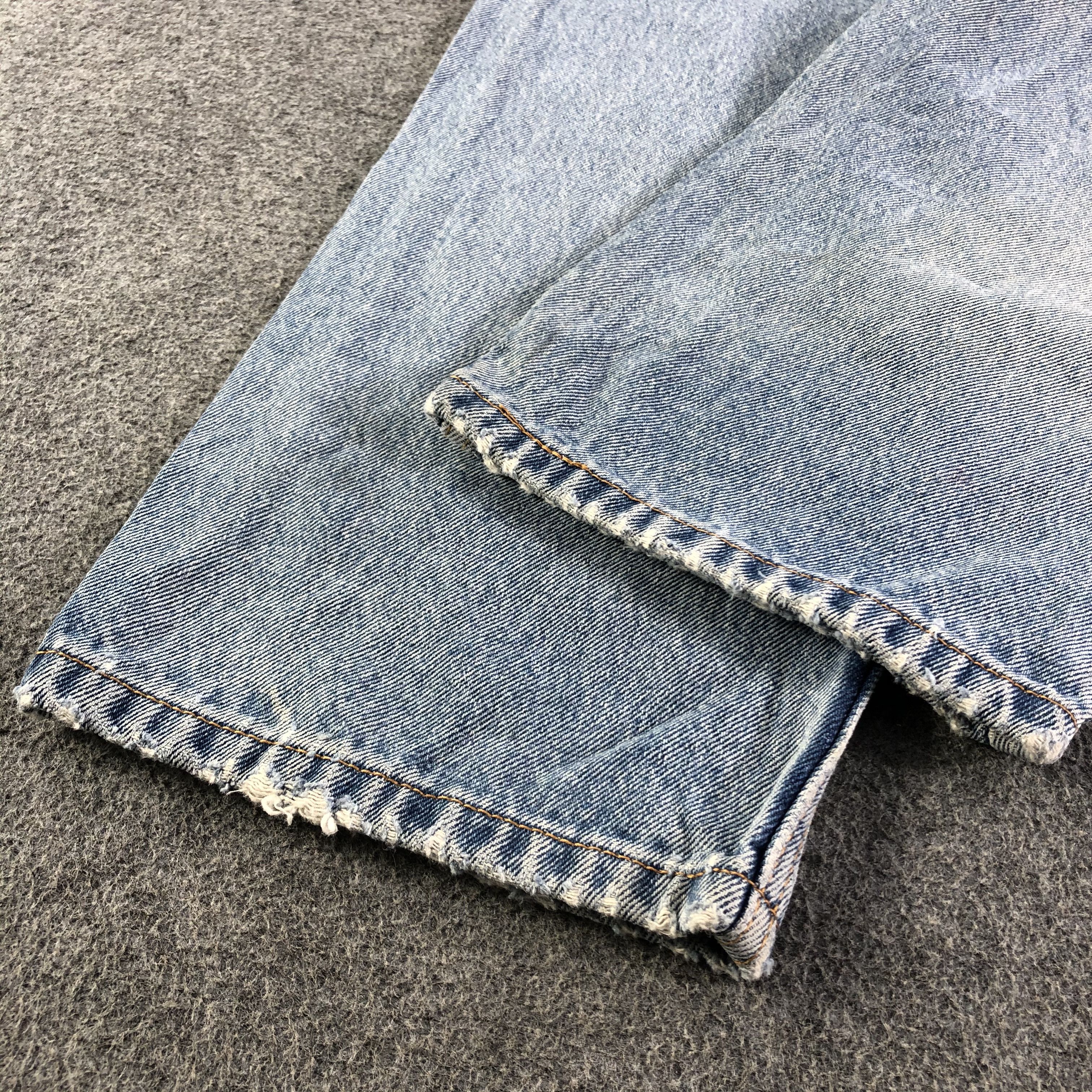 Levi's Vintage Blue Wash Levis 550 Jeans-J3161 Size US 37 - 6 Thumbnail