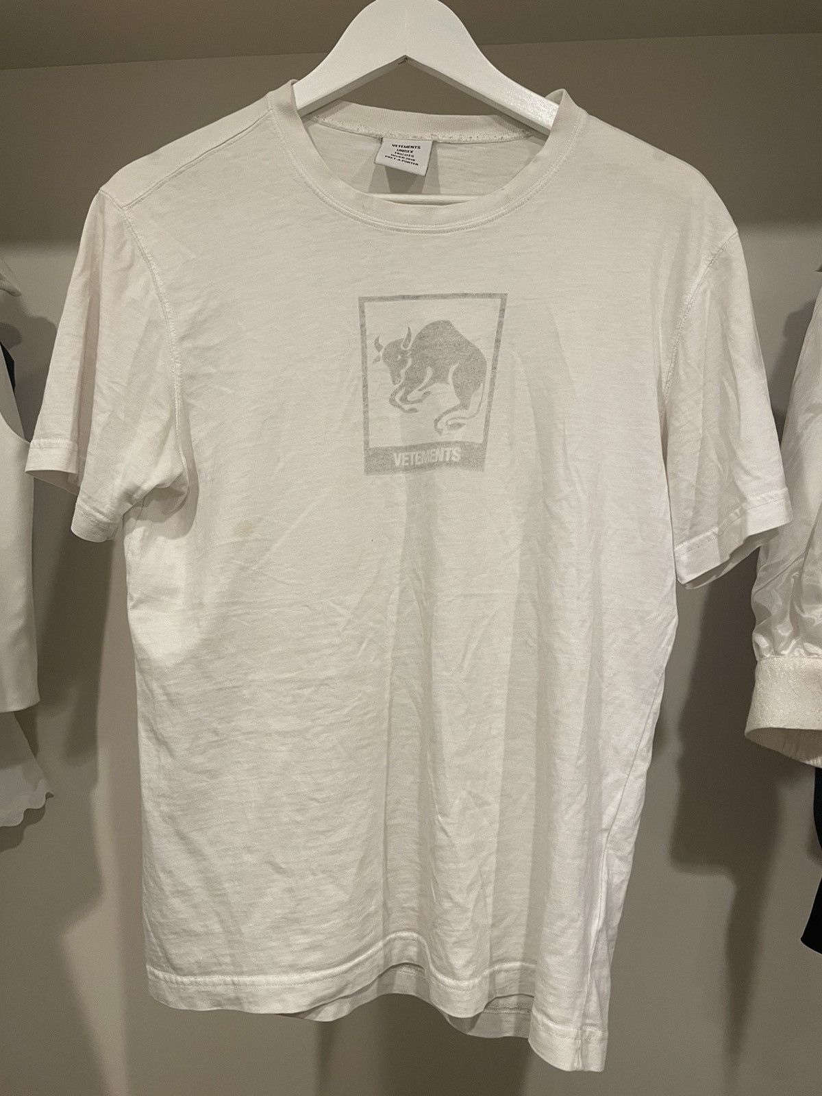 Vetements × Vintage 🔥 Vetements Bull Shortsleeve T-Shirt Size US S / EU 44-46 / 1 - 1 Thumbnail