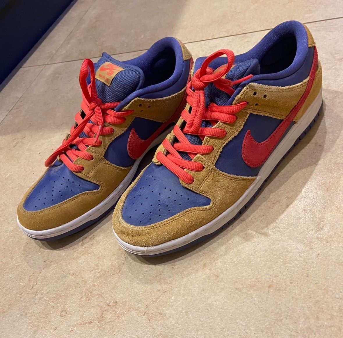 Nike Nike SB Dunk Low Reverse Papa Bear Size US 11 / EU 44 - 2 Thumbnail