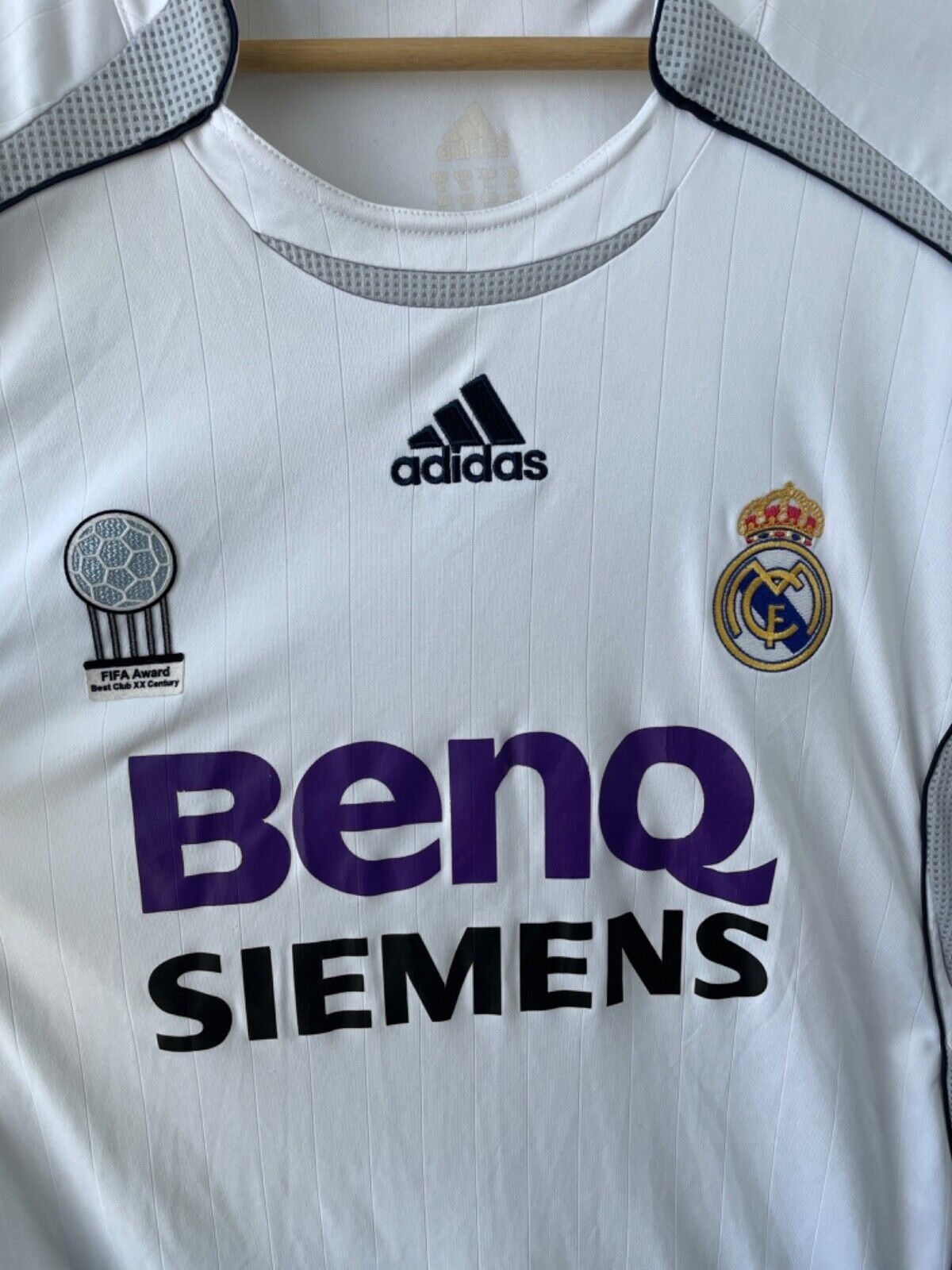 Adidas Real Madrid #9 Ronaldo Jersey Shirt Large 2006/2007 Size US XL / EU 56 / 4 - 3 Thumbnail