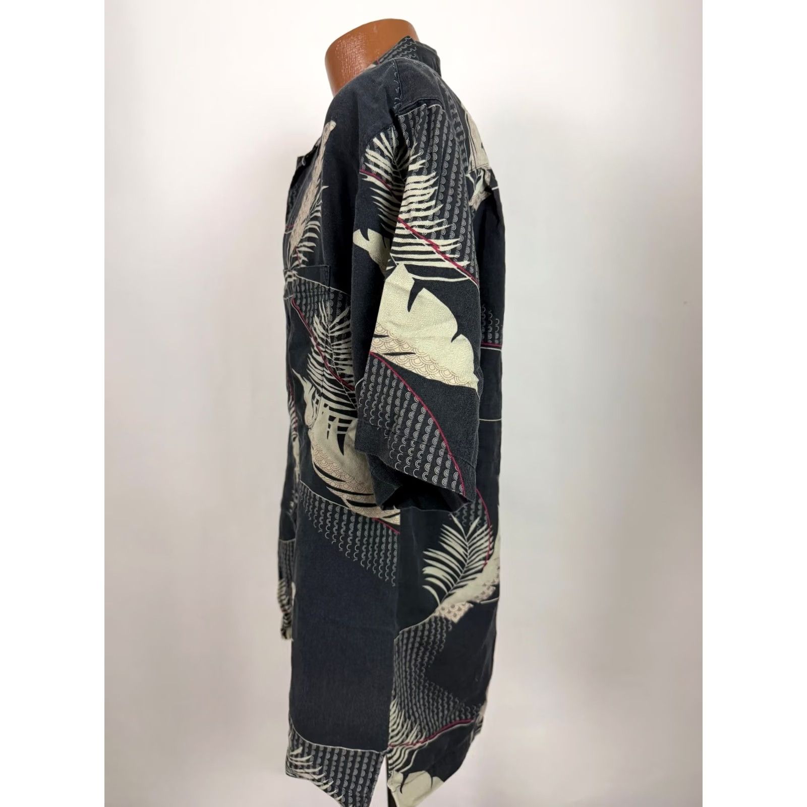 MCM VINTAGE Aureus Shirt Men L Geometric Hawaiian 90s Silk Cotton Button-Up (MCM, Tiki) Black Short Sleeve” Size US L / EU 52-54 / 3 - 5 Thumbnail