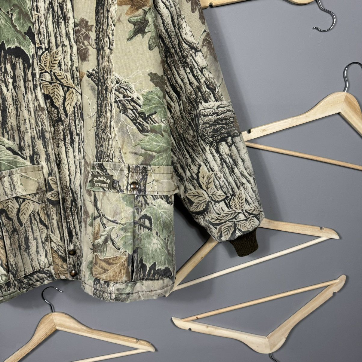 Vintage Vintage Realtree Spartan Outdoors Camouflage Jacket Size US XL / EU 56 / 4 - 3 Thumbnail
