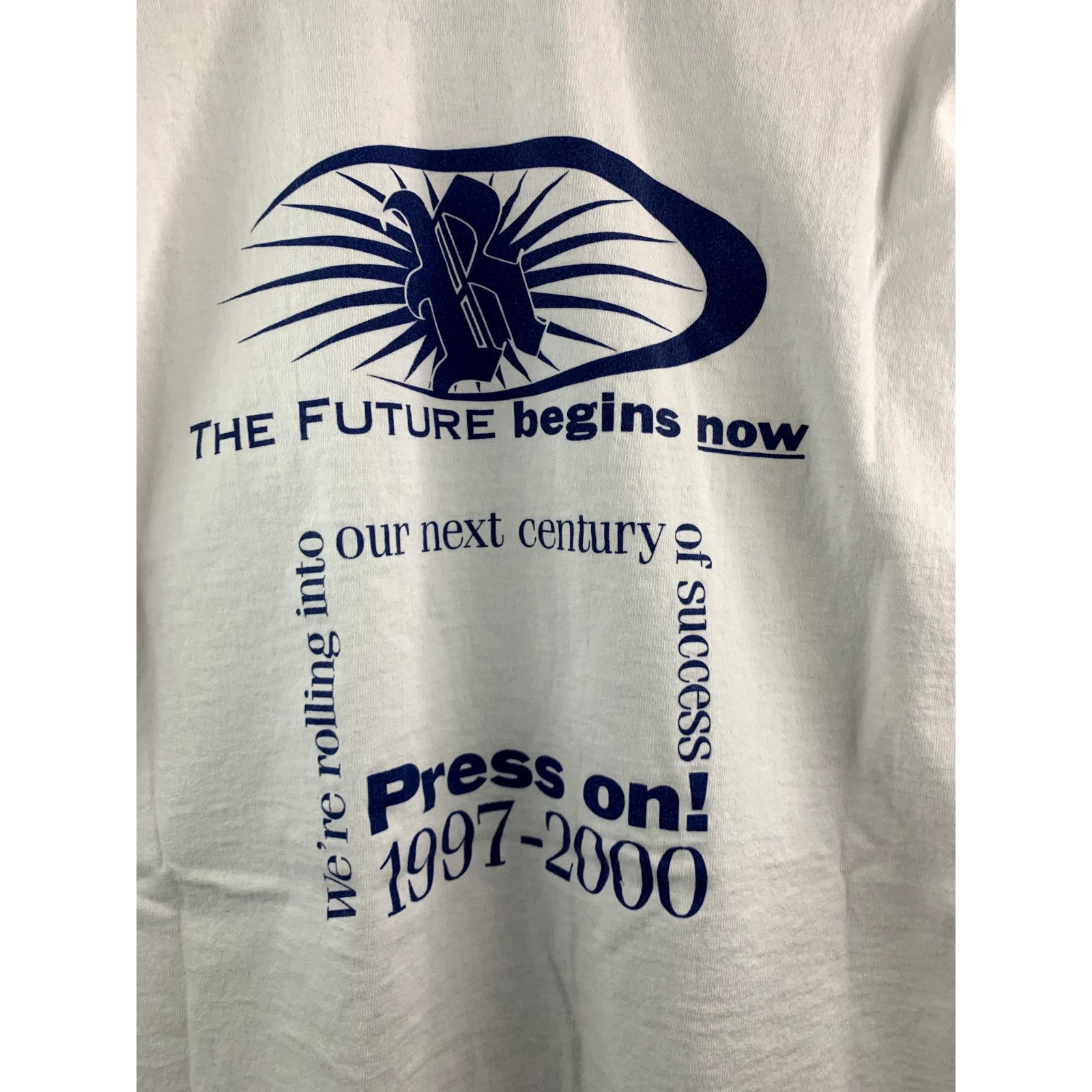 Fruit Of The Loom Vintage Des Moines Shirt Newspaper Sunday Register White XL Size US XL / EU 56 / 4 - 5 Thumbnail