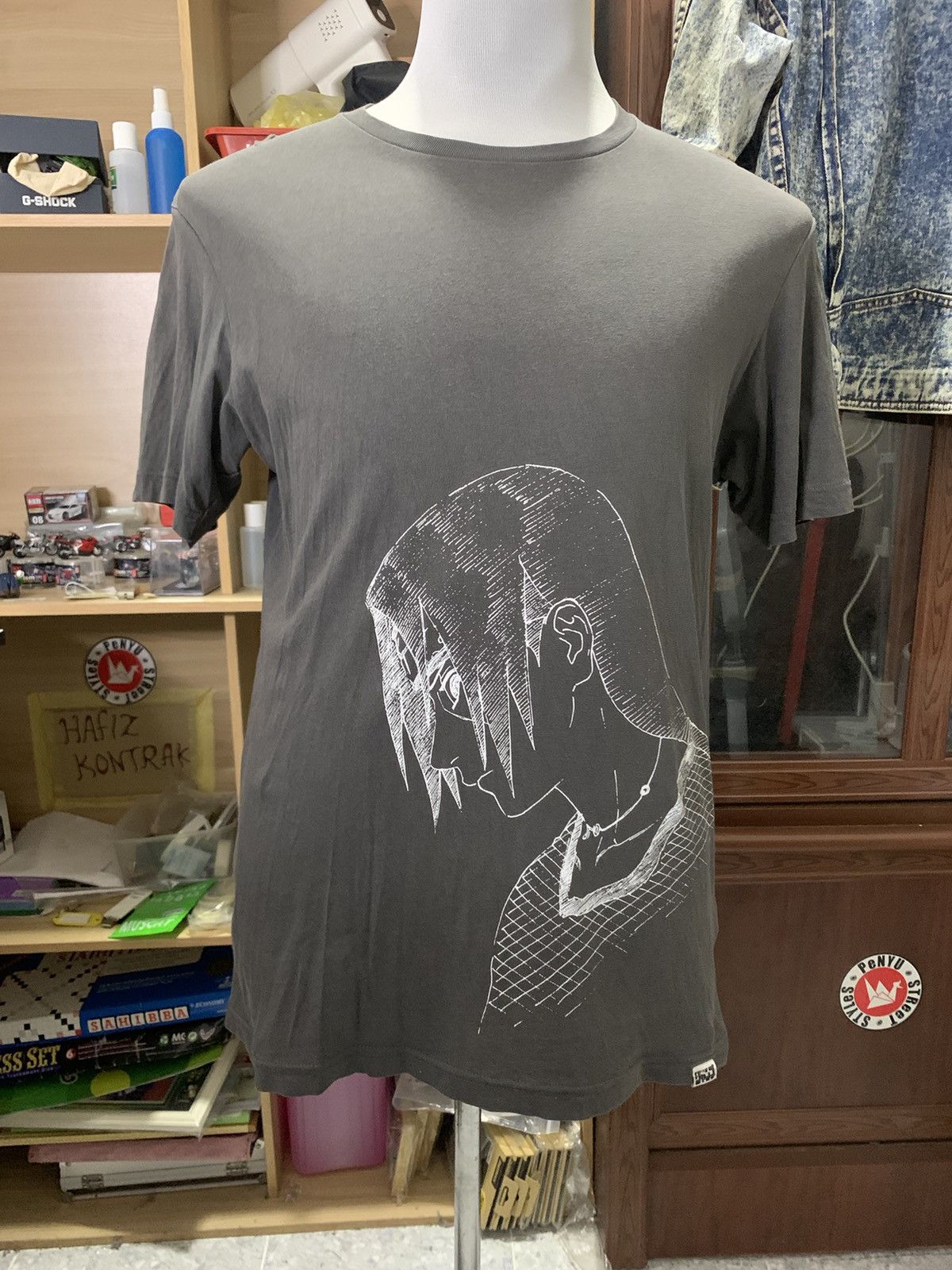 Anime Uniclo X Naruto Itachi Shirt Size US M / EU 48-50 / 2 - 1 Thumbnail