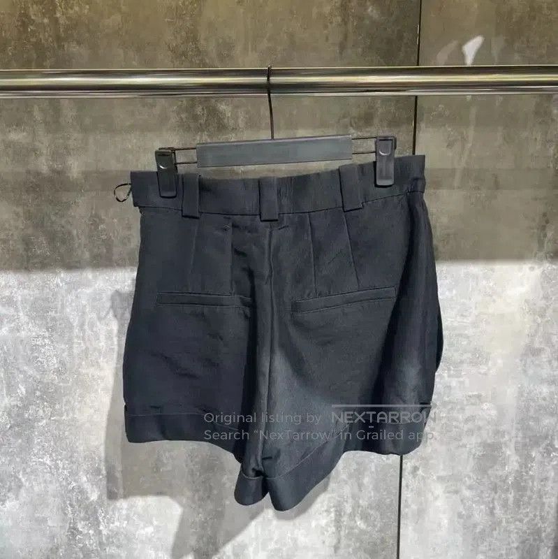 Louis Vuitton Louis Vuitton Black Cotton Women's Shorts . Size 27" / US 4 / IT 40 - 2 Thumbnail