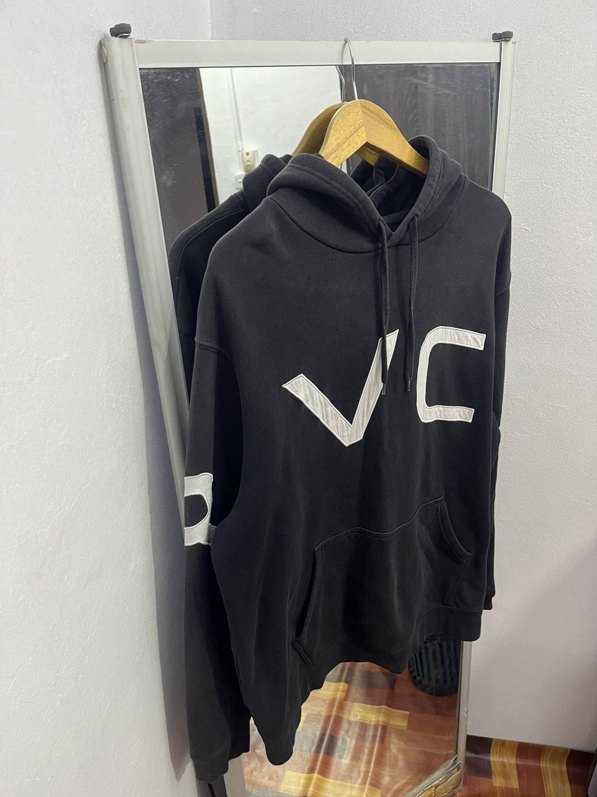 RVCA RVCA Big Logo Pullover Hoodie Black Oversize Size US L / EU 52-54 / 3 - 2 Thumbnail