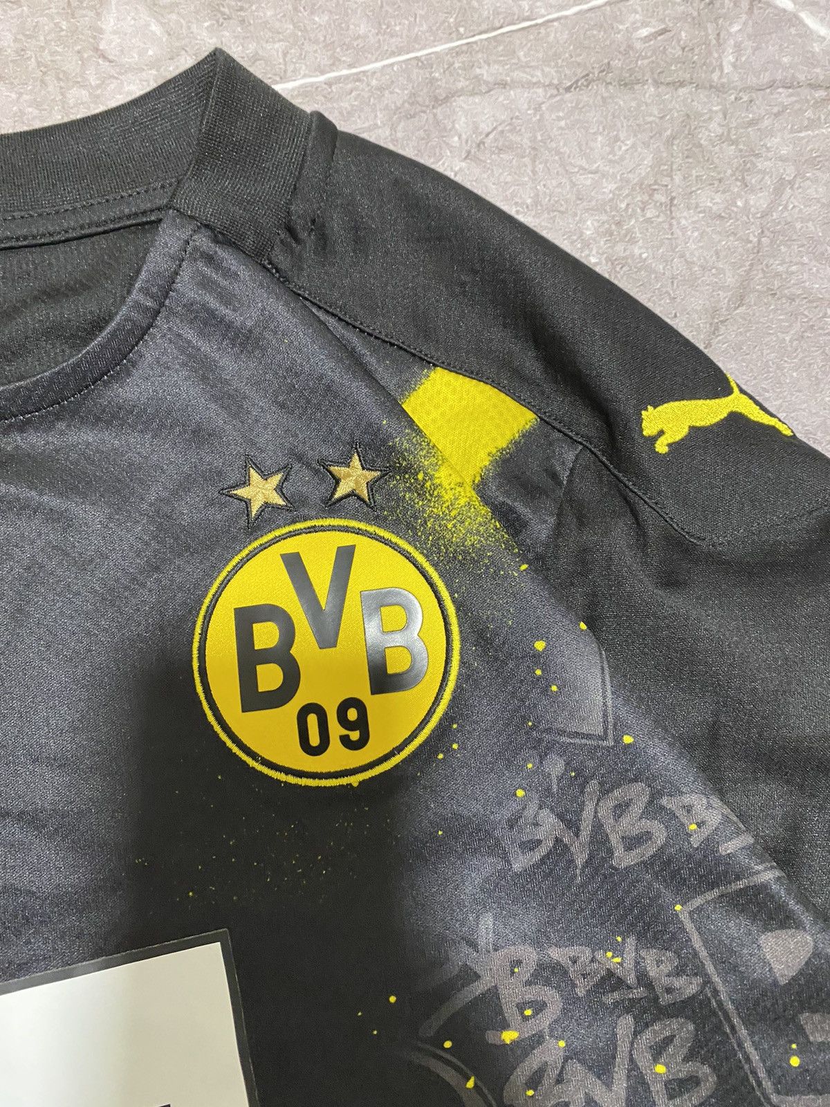 Puma × Vintage Puma 2020/21 Borussia Dortmund BVB Away Football Black Shirt Size US S / EU 44-46 / 1 - 8 Thumbnail