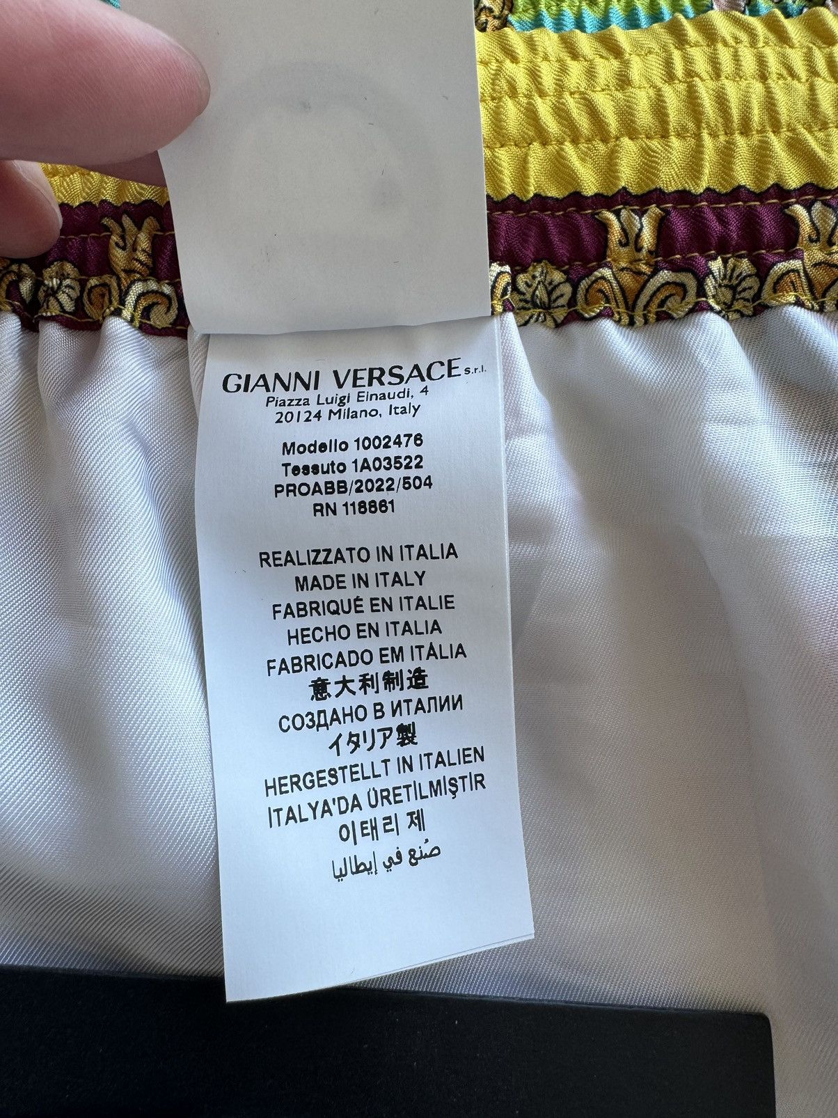 Versace Versace Royal Rebellion Print Silk Bermuda Shorts $980 Size US 30 / EU 46 - 6 Thumbnail
