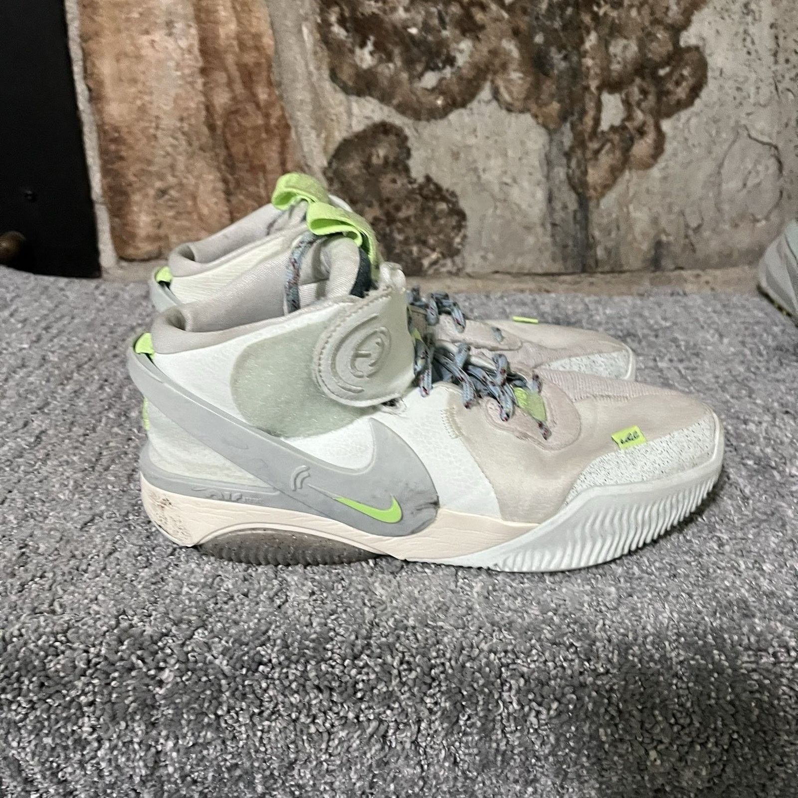 Nike Nike Air Deldon 1 'Lyme' Barely Green Mid Men’s Size 7 US Size US 7 / EU 40 - 3 Thumbnail