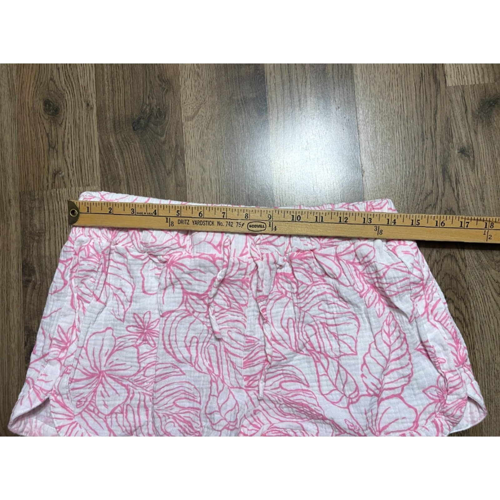 Pinko Ocean Drive Shorts Women's Size 28x3 Floral Pink White Tie Waist Casual Summer Womens Regular Fit Shorts Size 28" / US 6 / IT 42 - 7 Thumbnail