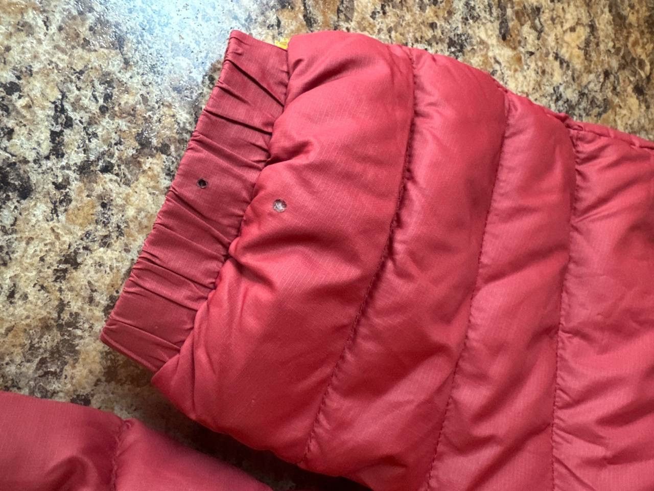 Peak Performance Peak Performance Frost Down Jacket Red PERTEX Light Full Zip Size US S / EU 44-46 / 1 - 9 Thumbnail