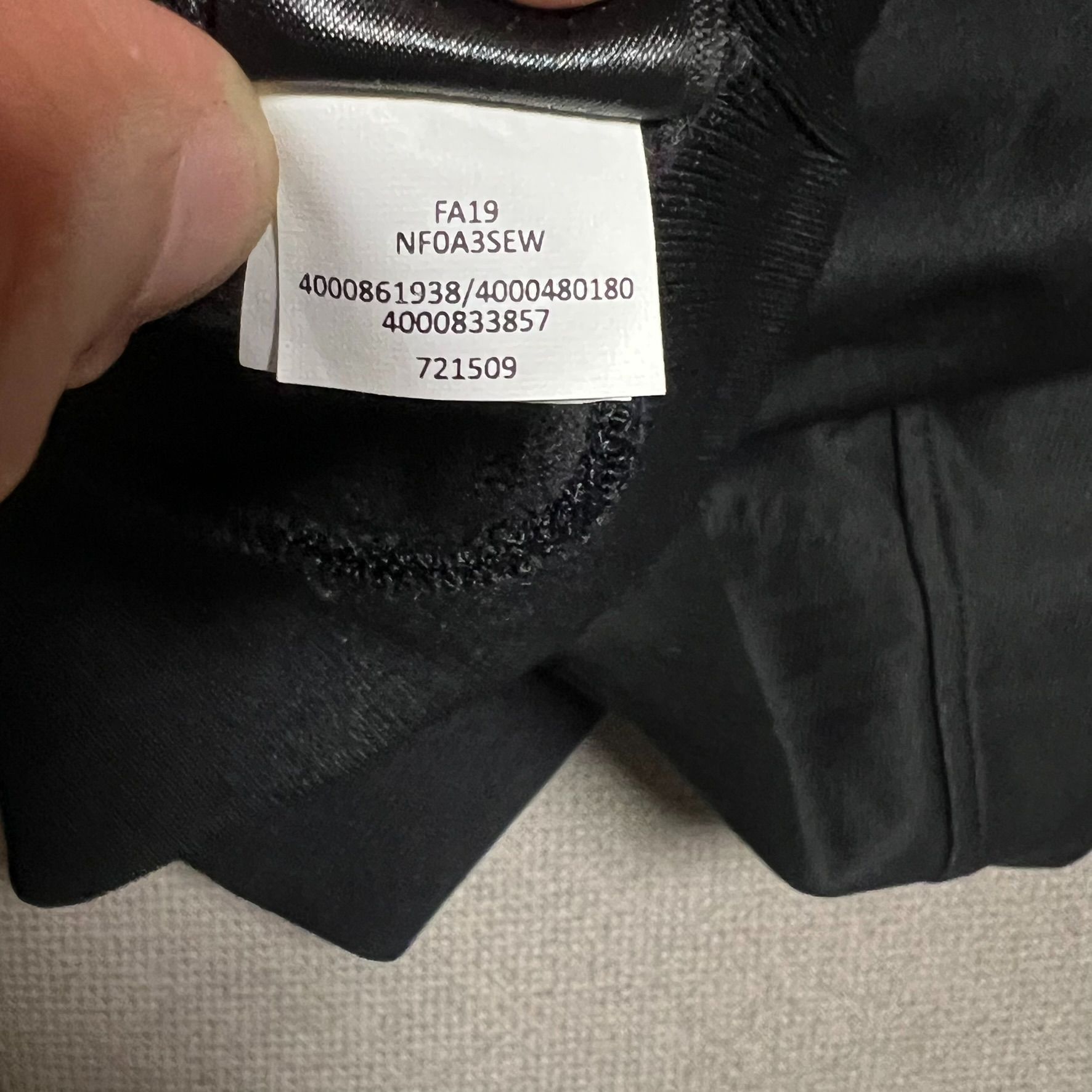 The North Face The North Face Size XL Men's Black Full-Zip Track Jacket Size US XL / EU 56 / 4 - 3 Thumbnail