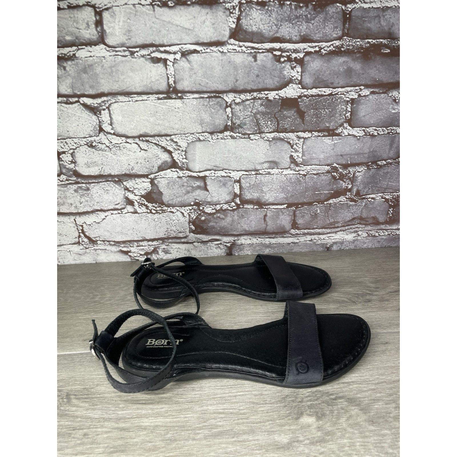 Born Born Handcrafted Black Leather Open Toe Ankle Strap Flats Sa Size US 8 / IT 38 - 12 Thumbnail