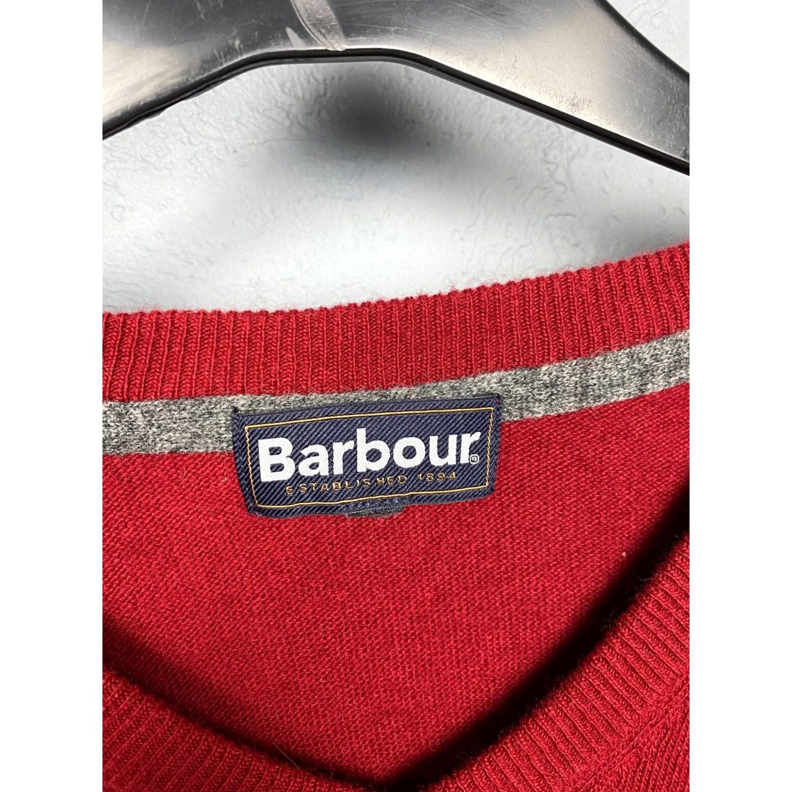 Barbour Barbour V-Neck Mens Wool Knit Sweater XL Red Pullover Modern Vintage Barbour V-Neck Mens Wool Knit Sweater XL Red Pullover 90s Size US XL / EU 56 / 4 - 4 Thumbnail