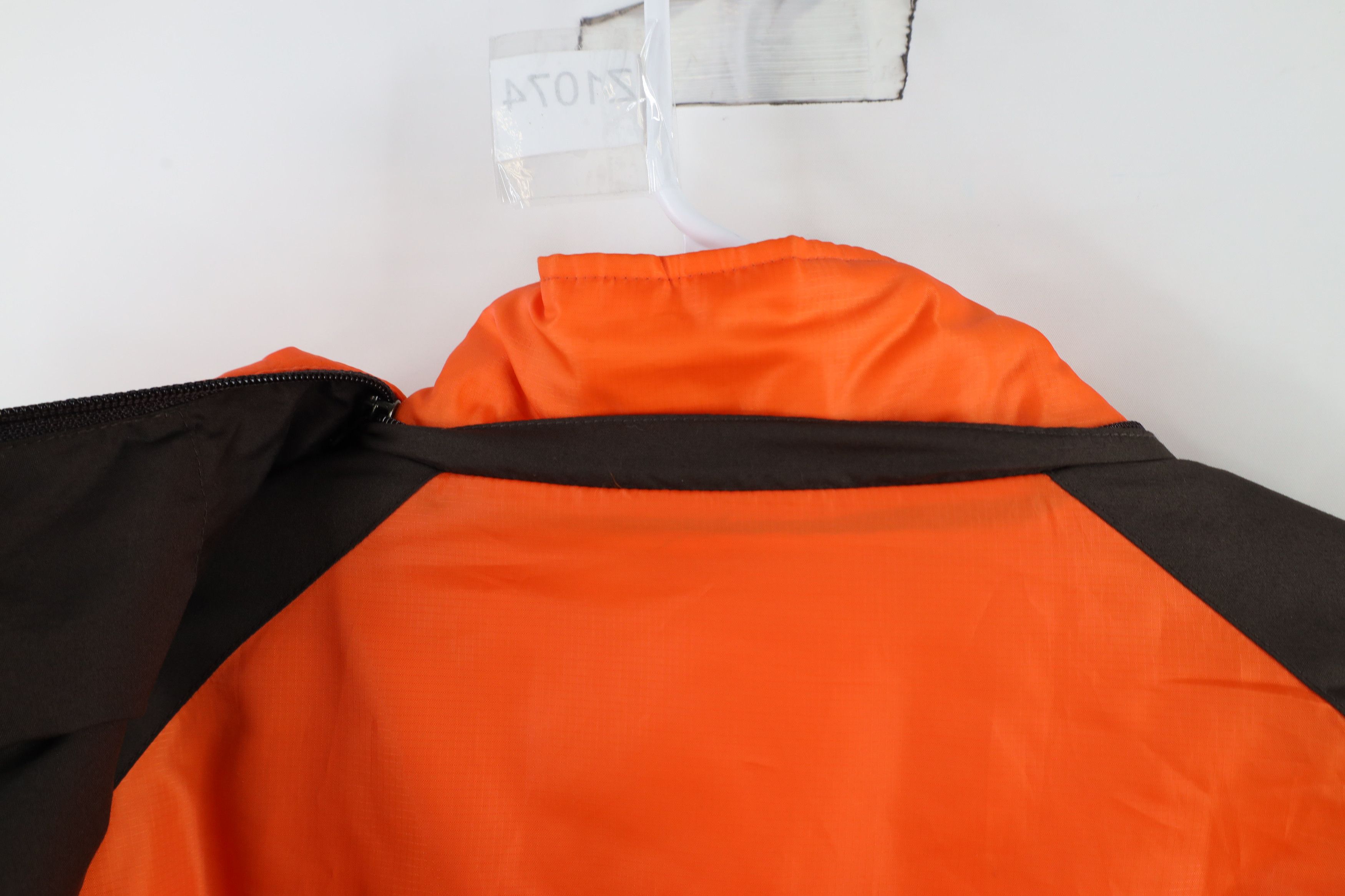 Vintage Vintage 90s Cleveland Browns Football Hooded Jacket Size US XL / EU 56 / 4 - 15 Thumbnail