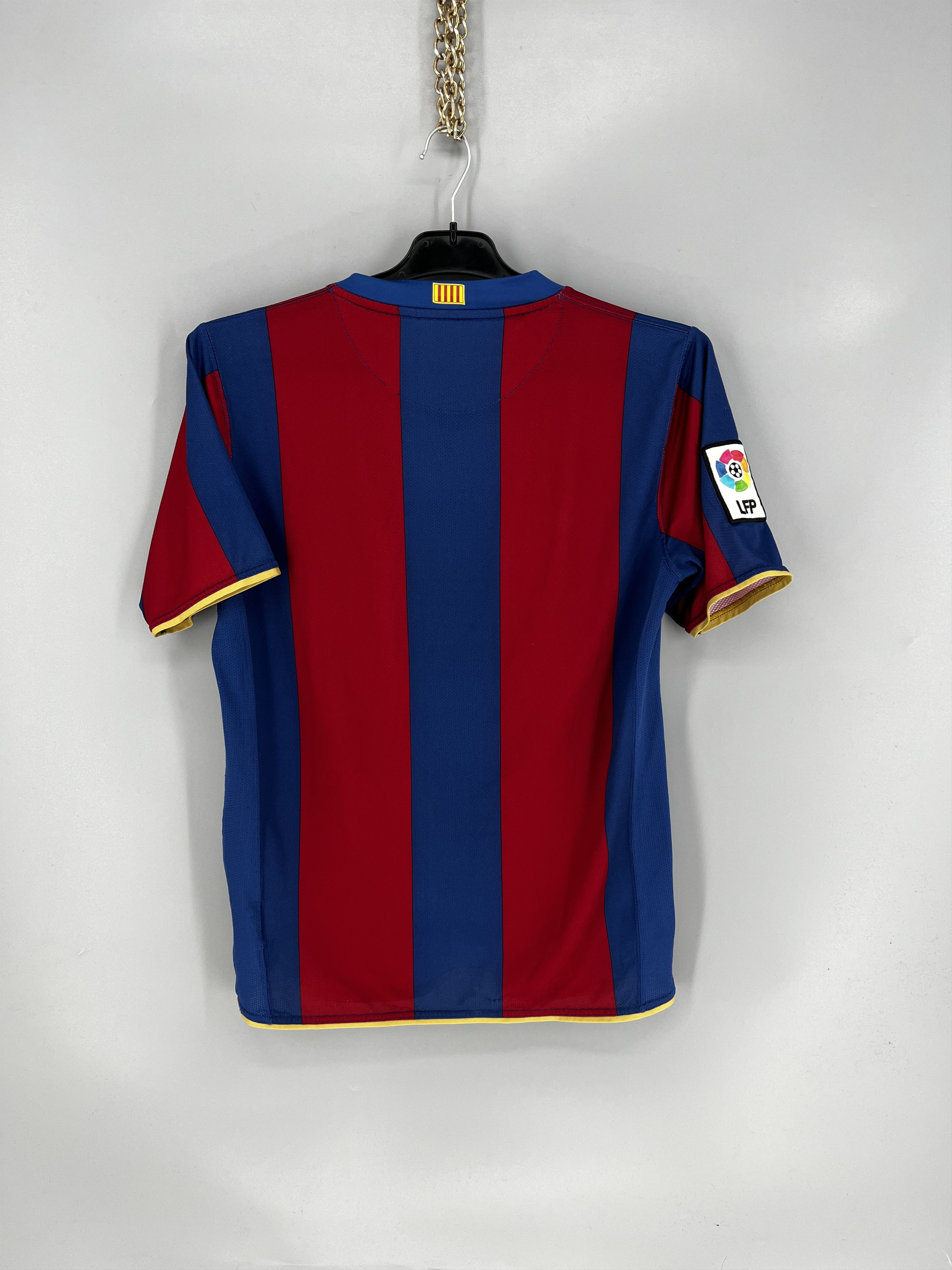 Nike Barcelona Nike 2007 Jersey Vintage Y-Shirts Size XL Size US XS / EU 42 / 0 - 15 Thumbnail