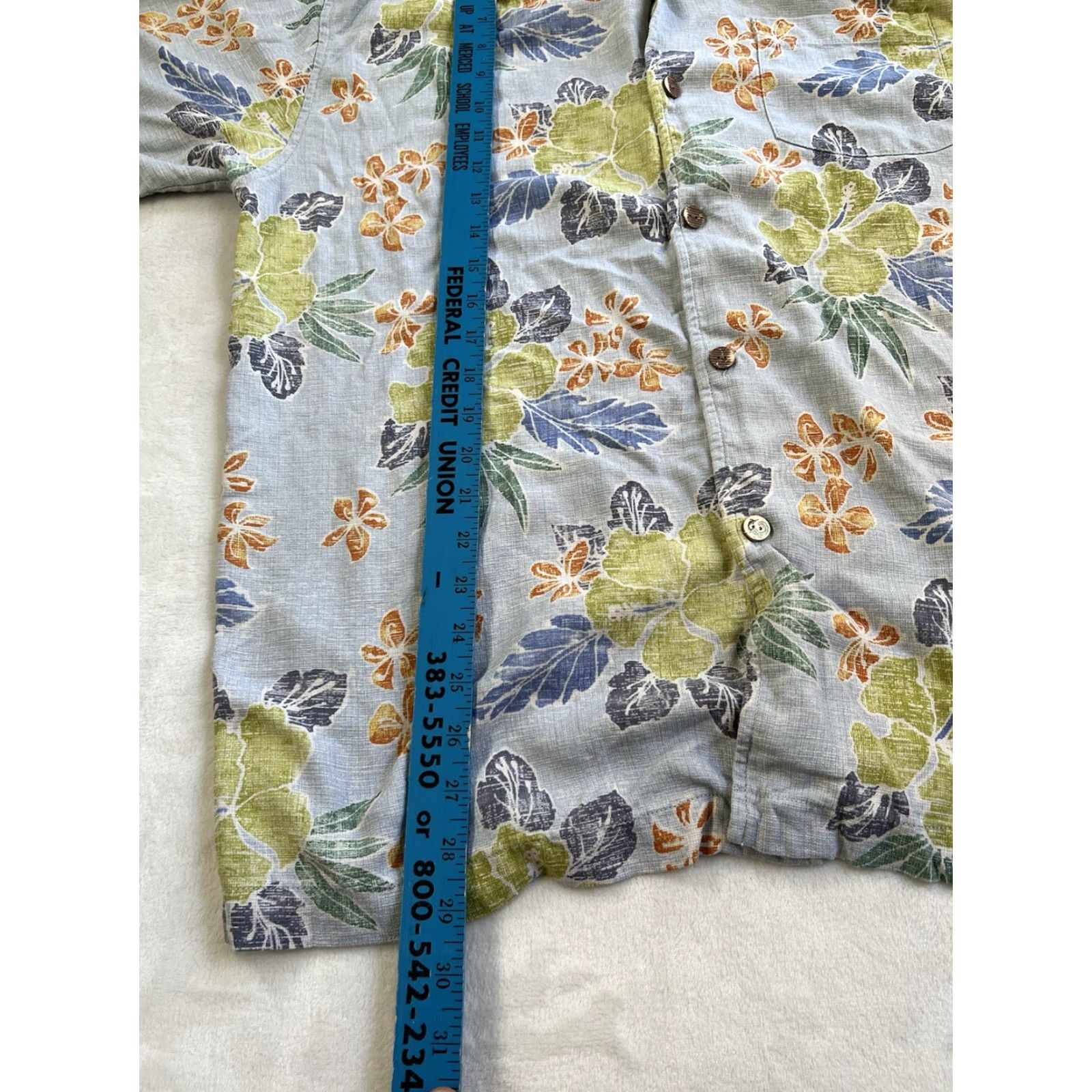 Tommy Bahama VINTAGE Tommy Bahama Hawaiian Shirt Large Blue Silk • Beach Tropical Floral • Button-Up Short Sleeve Mens Regular Size L Size US L / EU 52-54 / 3 - 2 Thumbnail