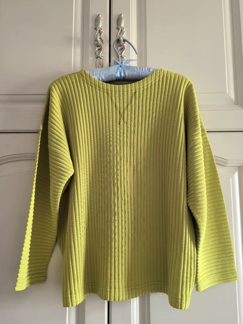 Issey Miyake issey miyake Yellow pleated coat 2506-Nextarrow Size S / US 4 / IT 40 - 2 Thumbnail
