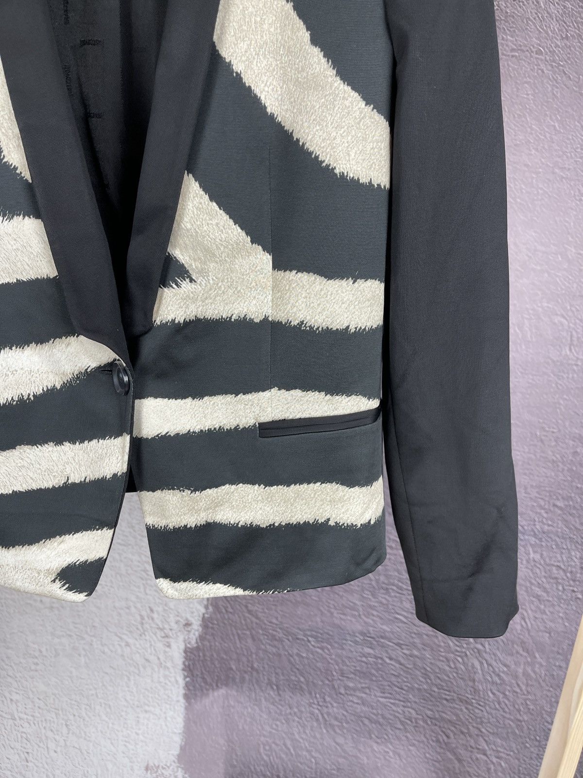 Just Cavalli Just Cavalli zebra hype Roberto Cavalli jacket blazer Size S / US 4 / IT 40 - 5 Thumbnail