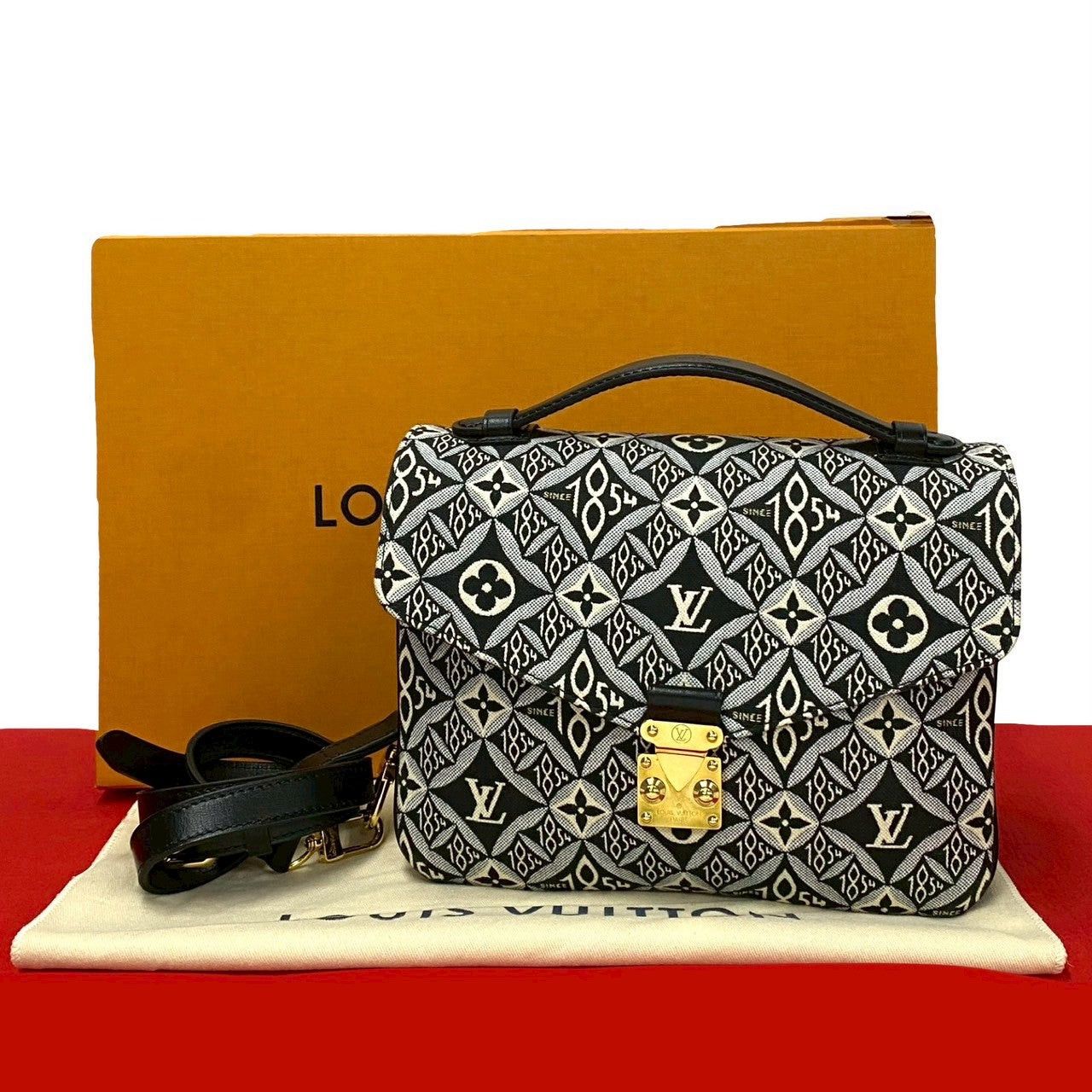 Louis Vuitton Louis Vuitton Shoulder Bag Black Leather Size ONE SIZE - 1 Thumbnail