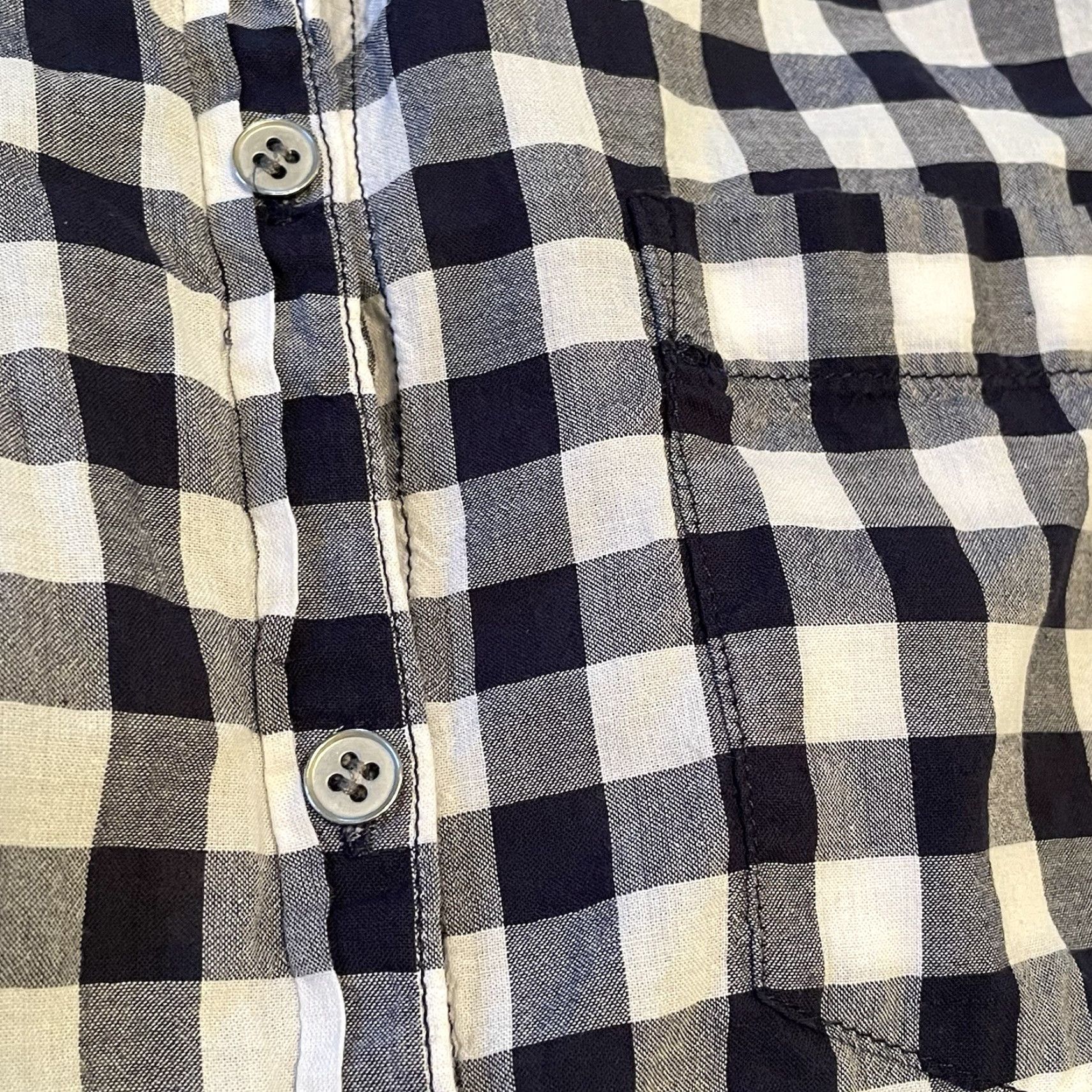 J.Crew J.Crew Shirt Women's S Classic boy fit B&W gingham check Casual Shirt Size S / US 4 / IT 40 - 4 Thumbnail