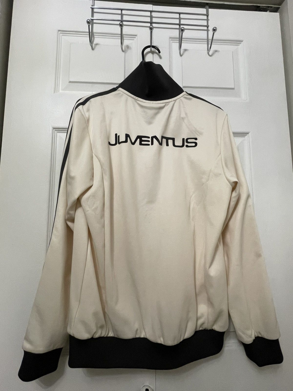 Adidas Adidas track jacket Juventus Size US M / EU 48-50 / 2 - 9 Thumbnail