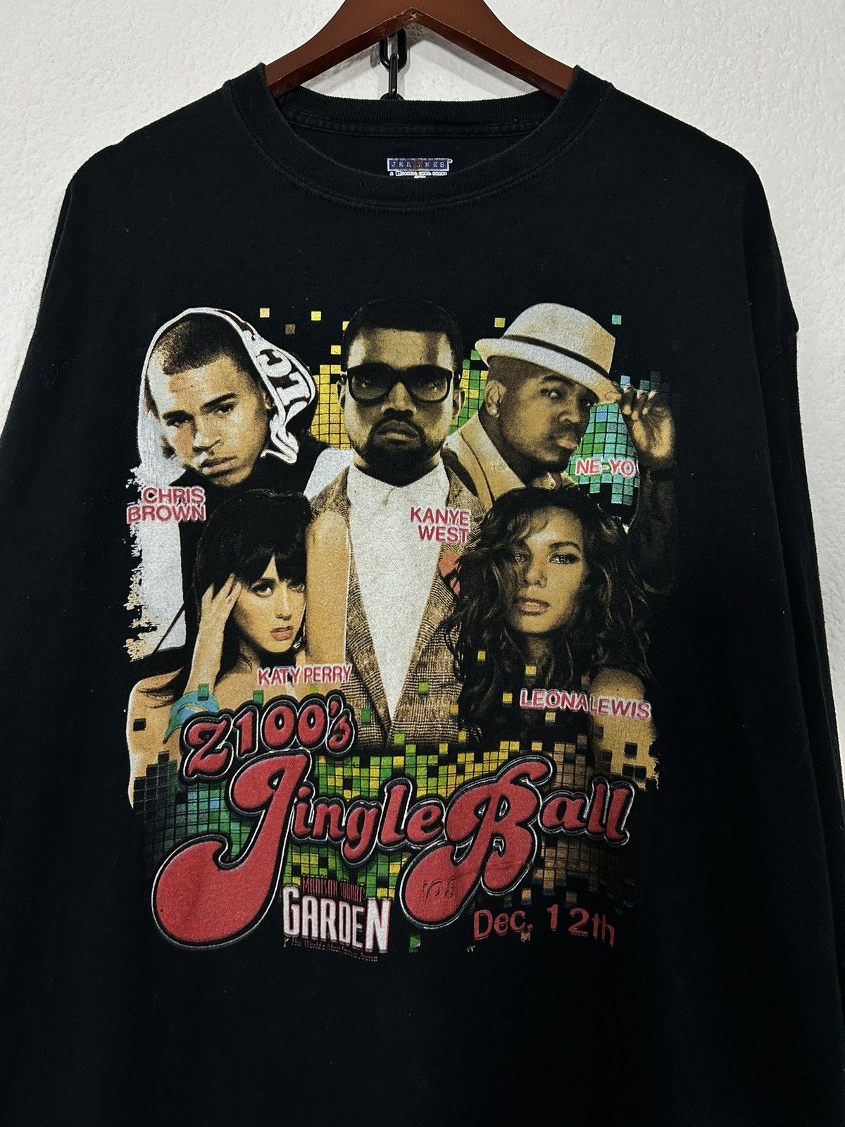 Rap Tees × Vintage Jingle Bell 2008 Parking Boot Size US L / EU 52-54 / 3 - 2 Thumbnail
