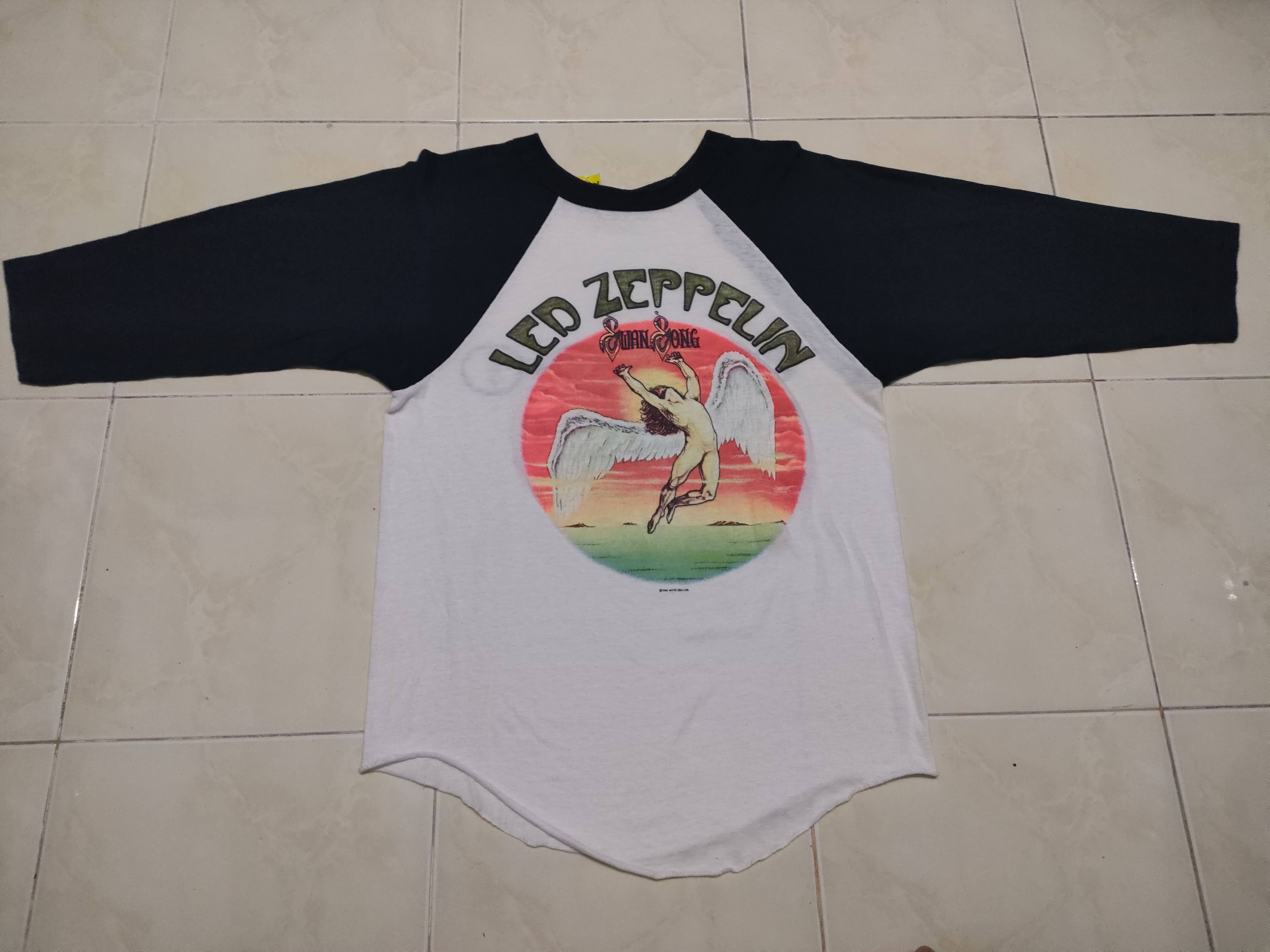 image of Band Tees x Led Zeppelin Vintage Led Zeppelin 3 Quater Tour Band Music Rock Tee in White (Size Medi
