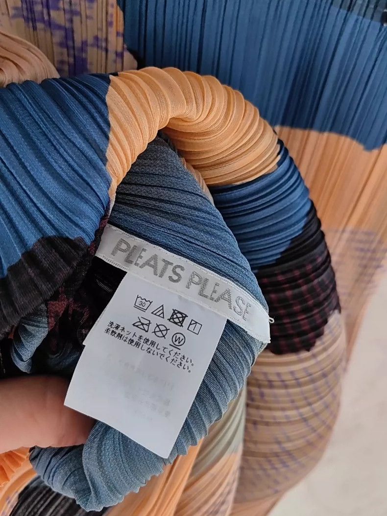 Issey Miyake Issey Miyake size:3 Yellow and Blue Cosmic Meteorite Serie Size S / US 4 / IT 40 - 7 Thumbnail
