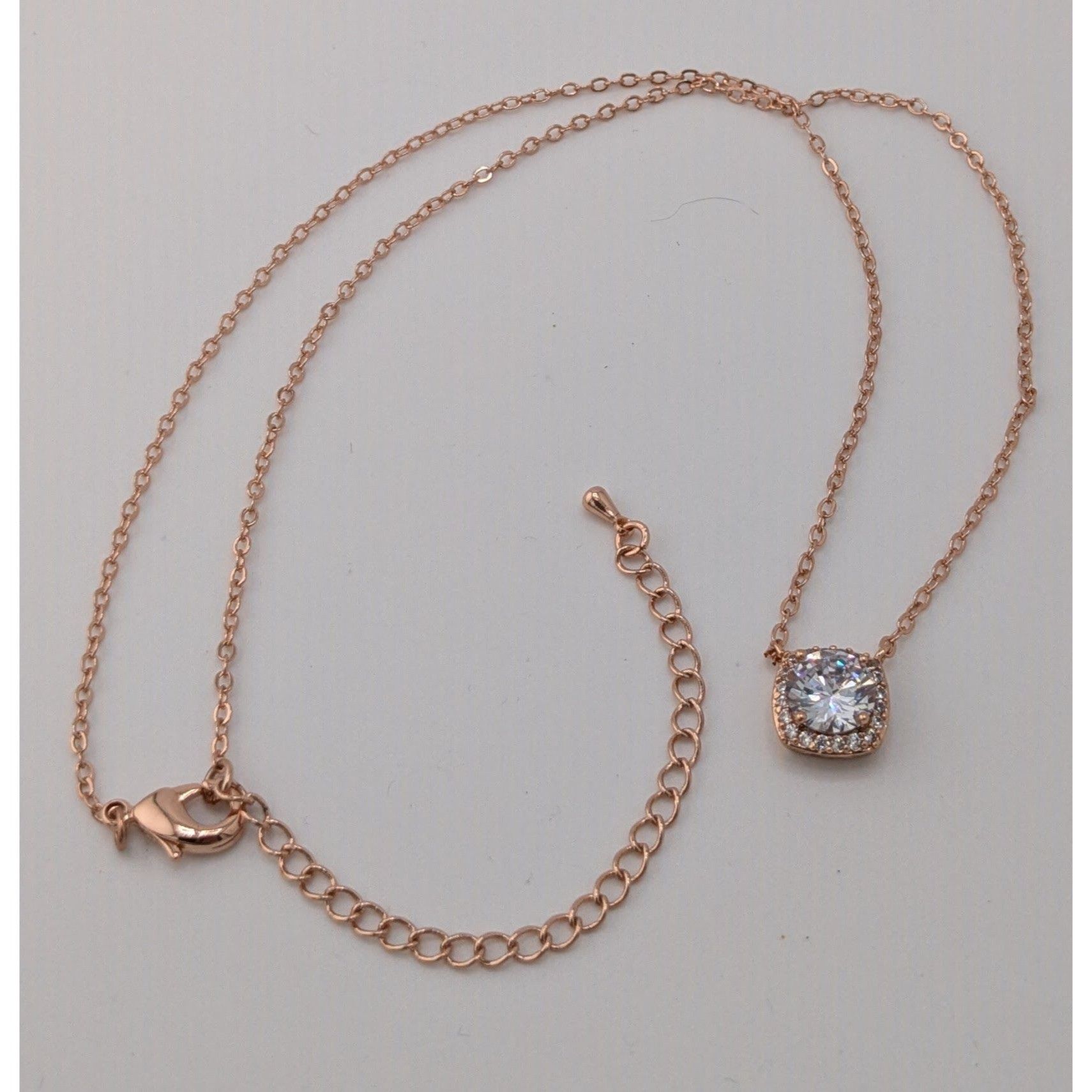 Other Elegant Romantic Rose Gold Tone Pendant Necklace With Sparkl Size ONE SIZE - 6 Thumbnail