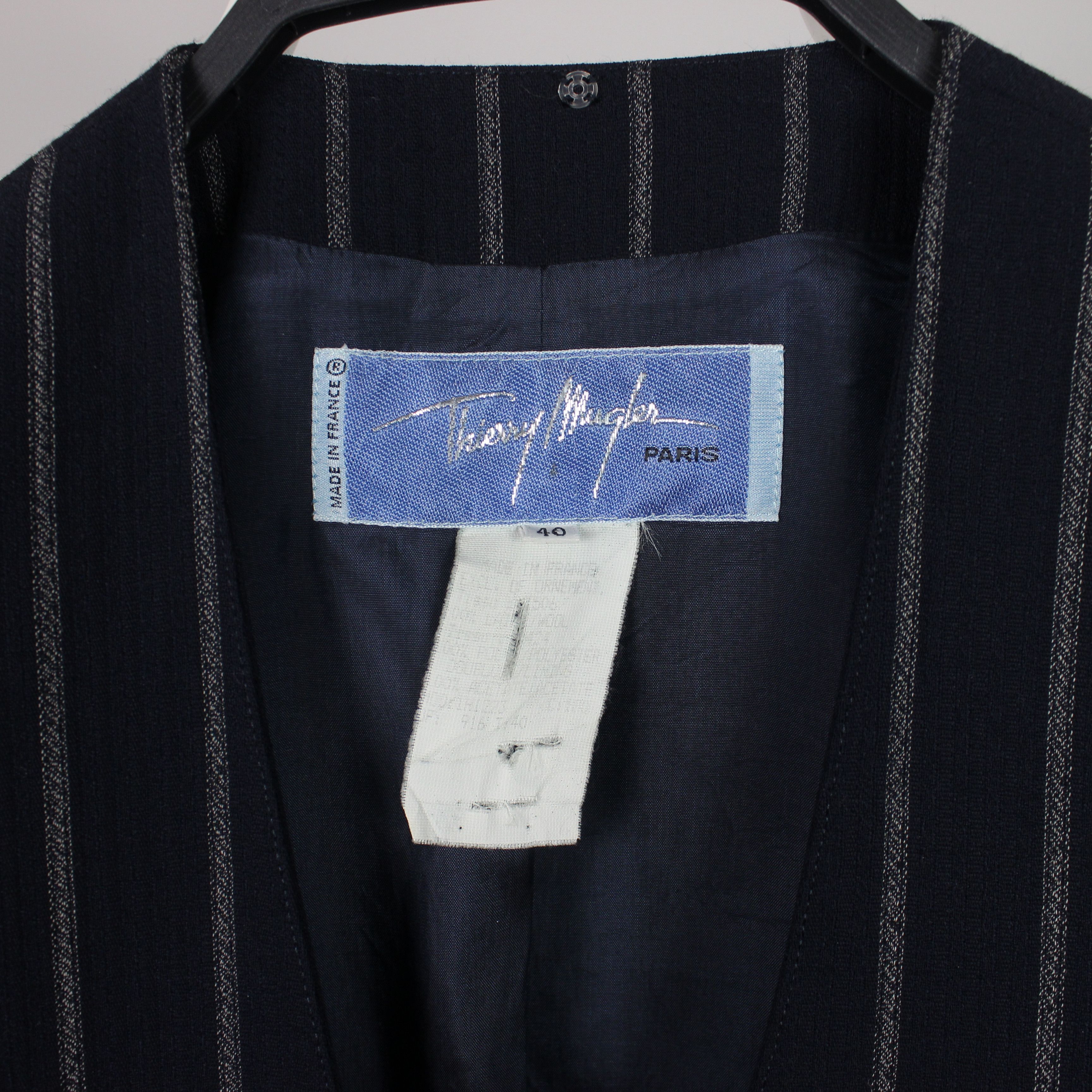 Thierry Mugler Thierry Mugler Paris blazer wool 40 M L Depop Beveren Size S / US 4 / IT 40 - 3 Thumbnail