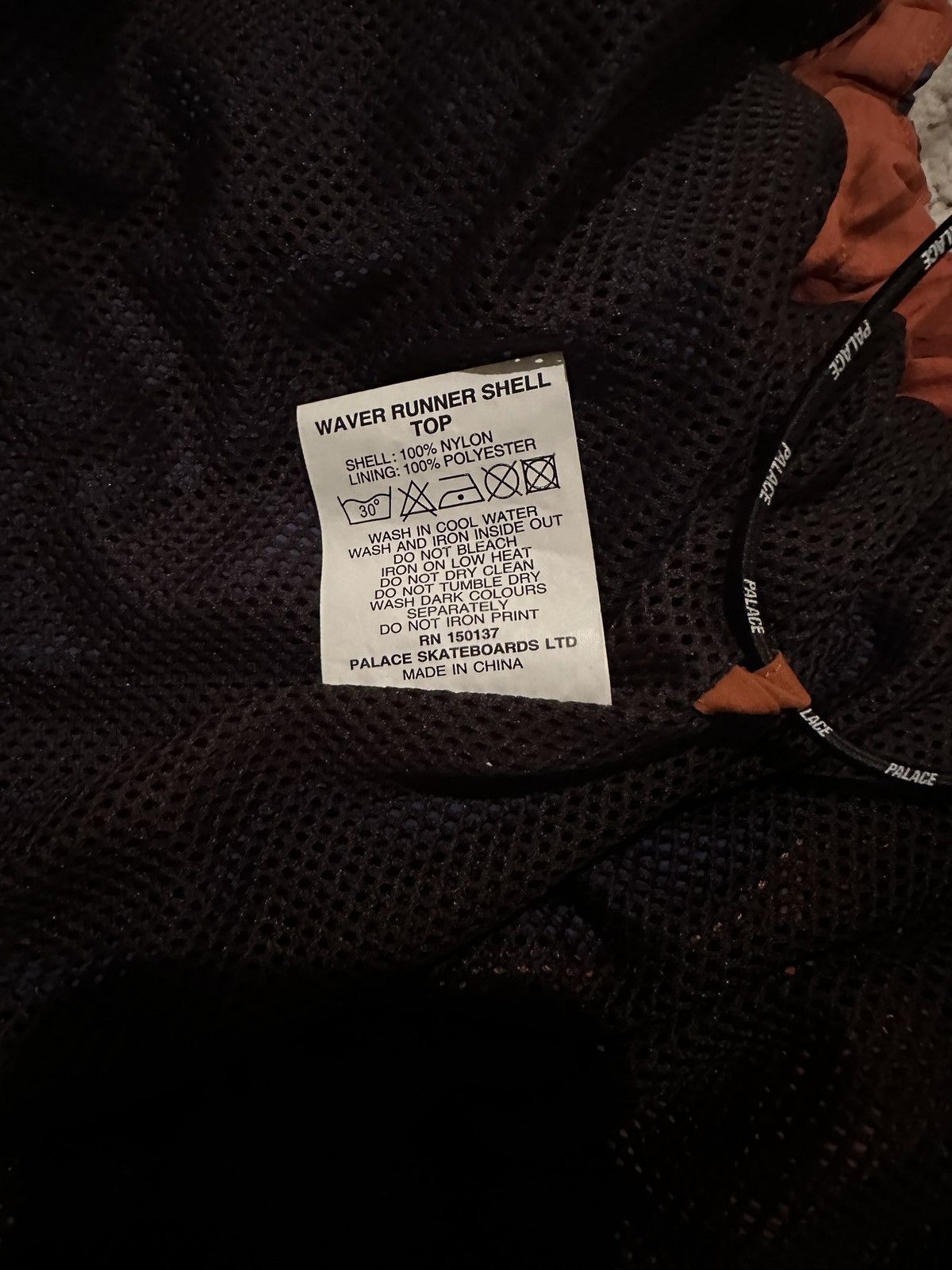 Palace Palace Wave Runner Shell Top Size US L / EU 52-54 / 3 - 6 Thumbnail