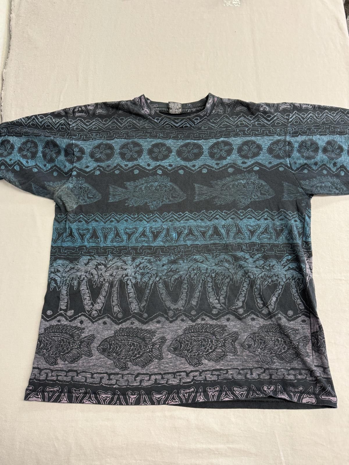 Other Vintage Surf & Sea T-shirts Horizontal Sand Dollar & Fish XL Size US XL / EU 56 / 4 - 1 Thumbnail