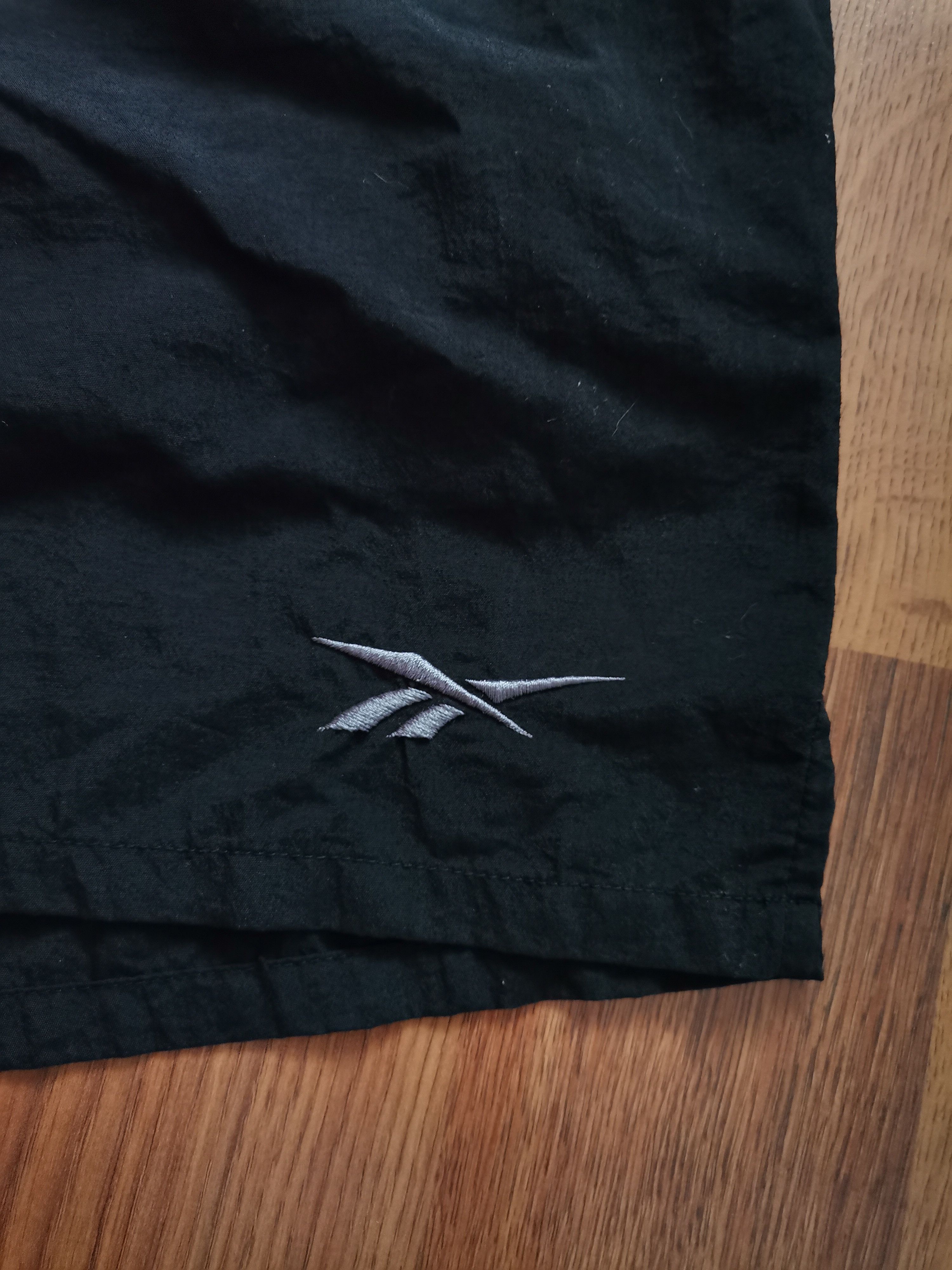 Reebok Vintage Reebok Shorts Size US 34 / EU 50 - 2 Thumbnail