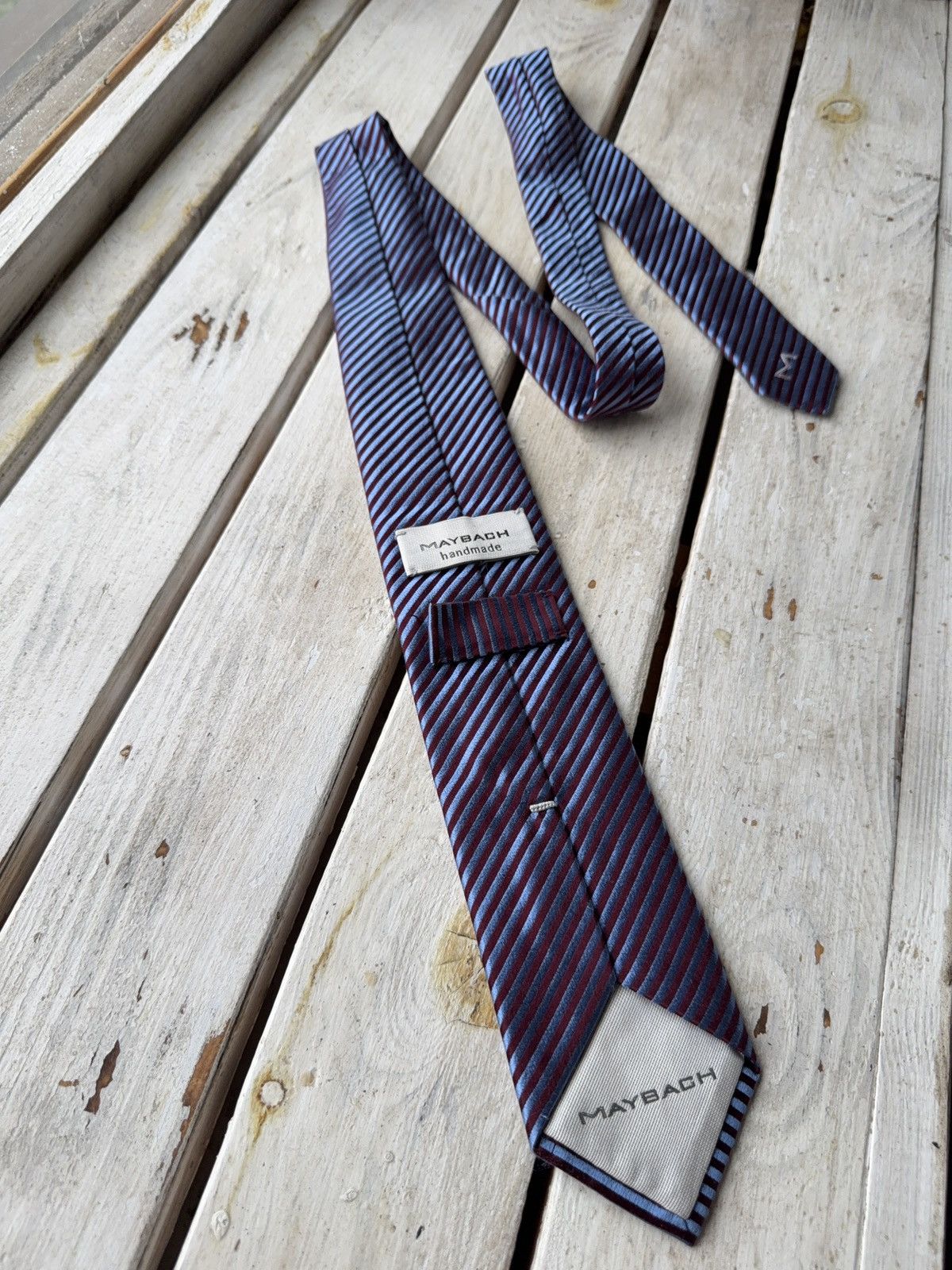 Mercedes-Benz Maybach Designer Tie – Luxury Striped Menswear Accessory Size ONE SIZE - 9 Thumbnail